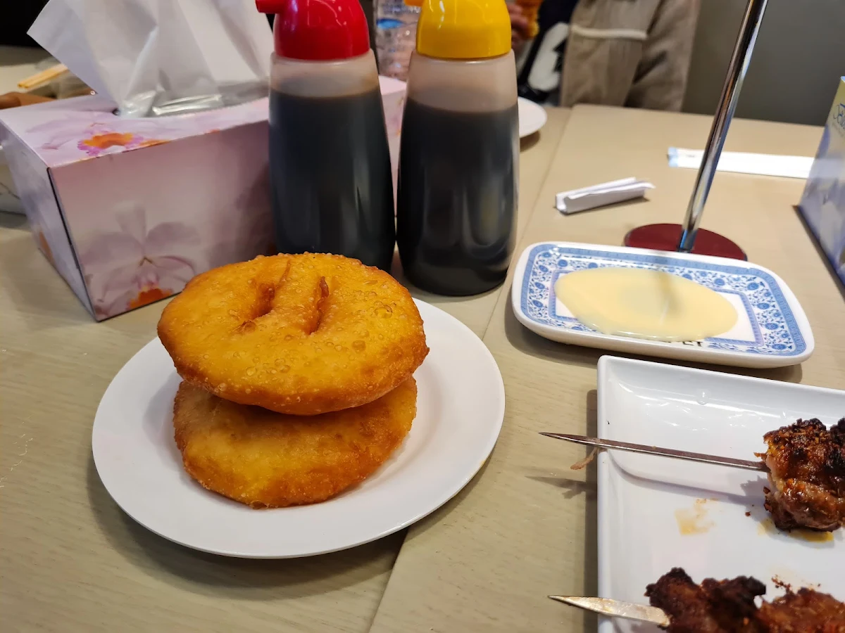 Lanzhou Donut, 1915 Lanzhou Beef Noodles