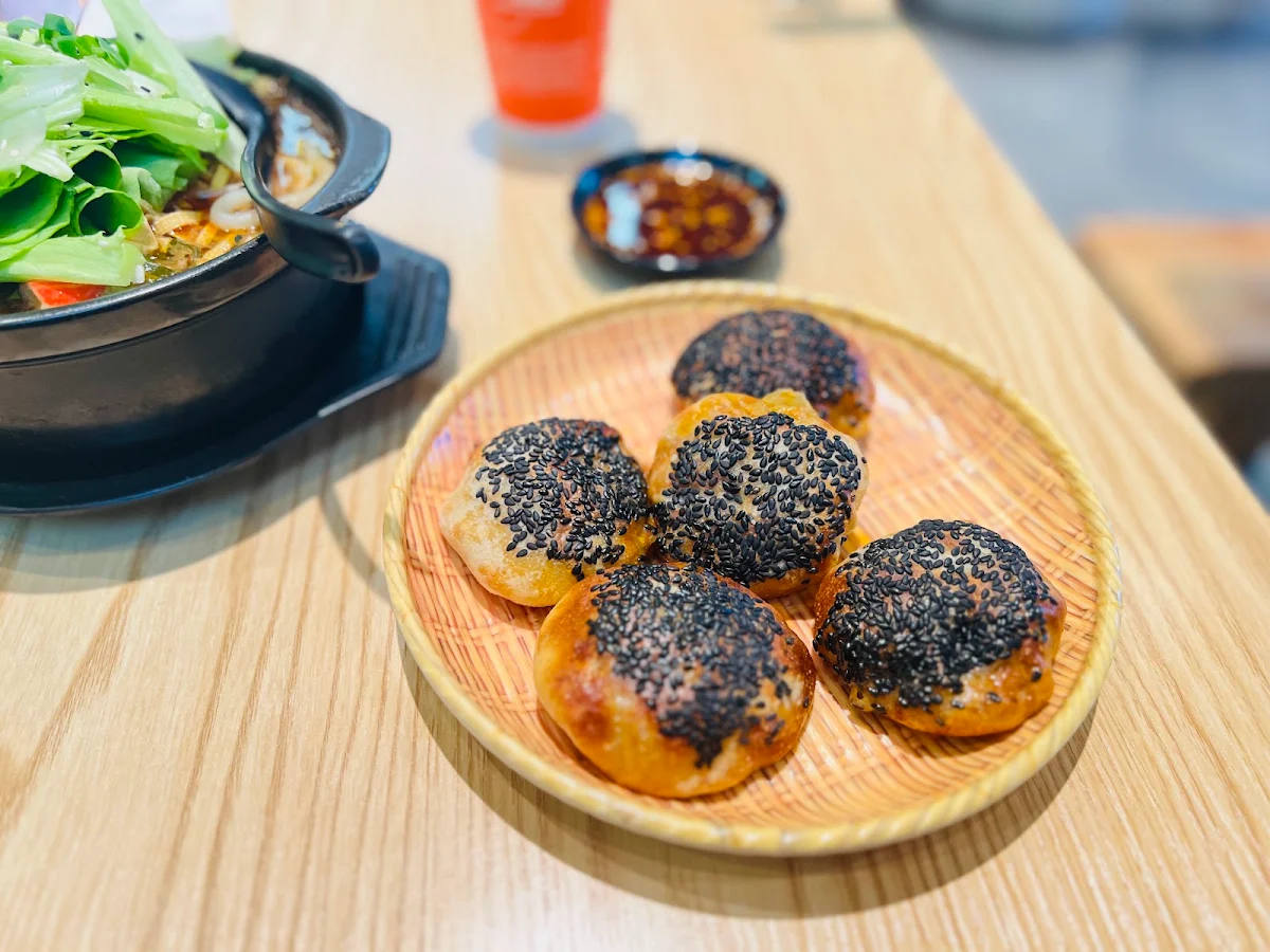 Highlights, 金小烤泥炉烤饼 Jin’s Grilled Meat Pie