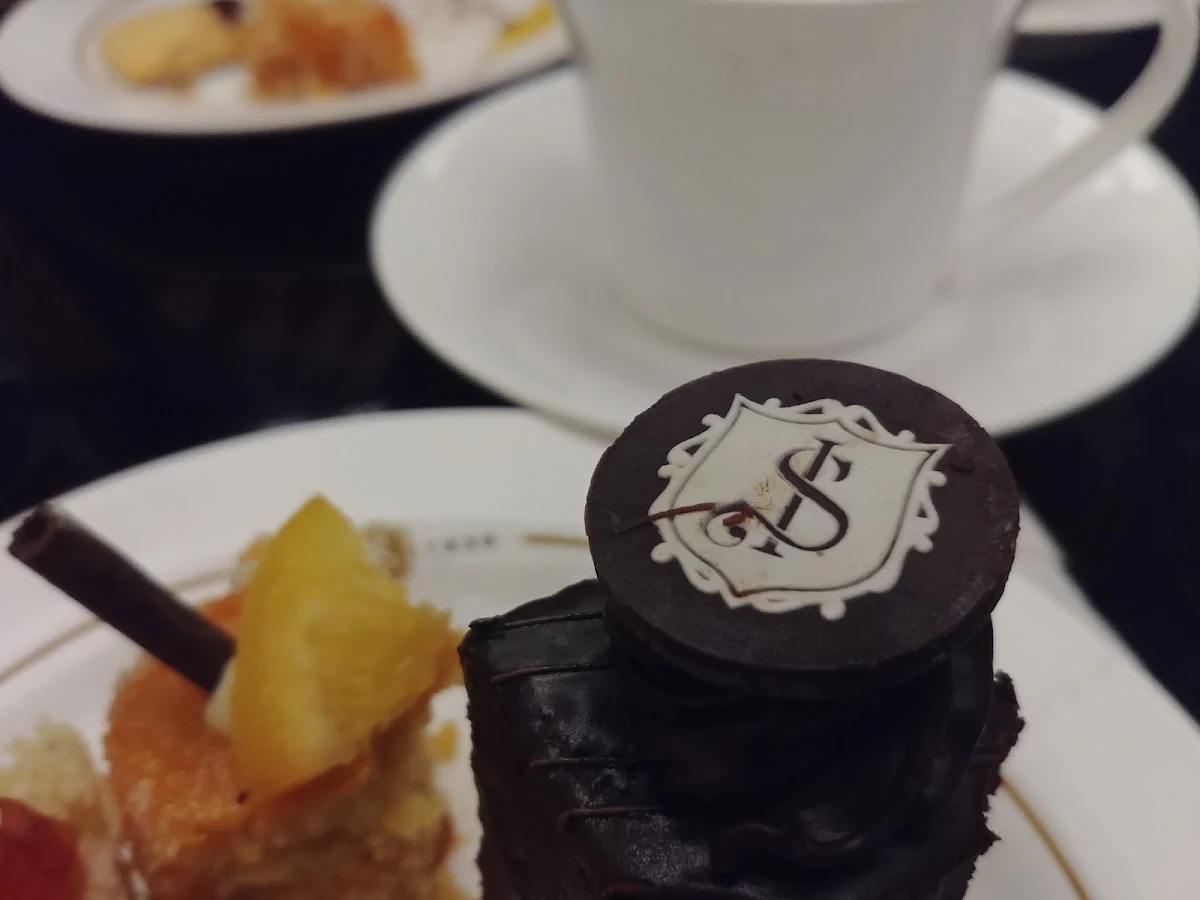 Chocolate Cake, Shingle Inn City Hall