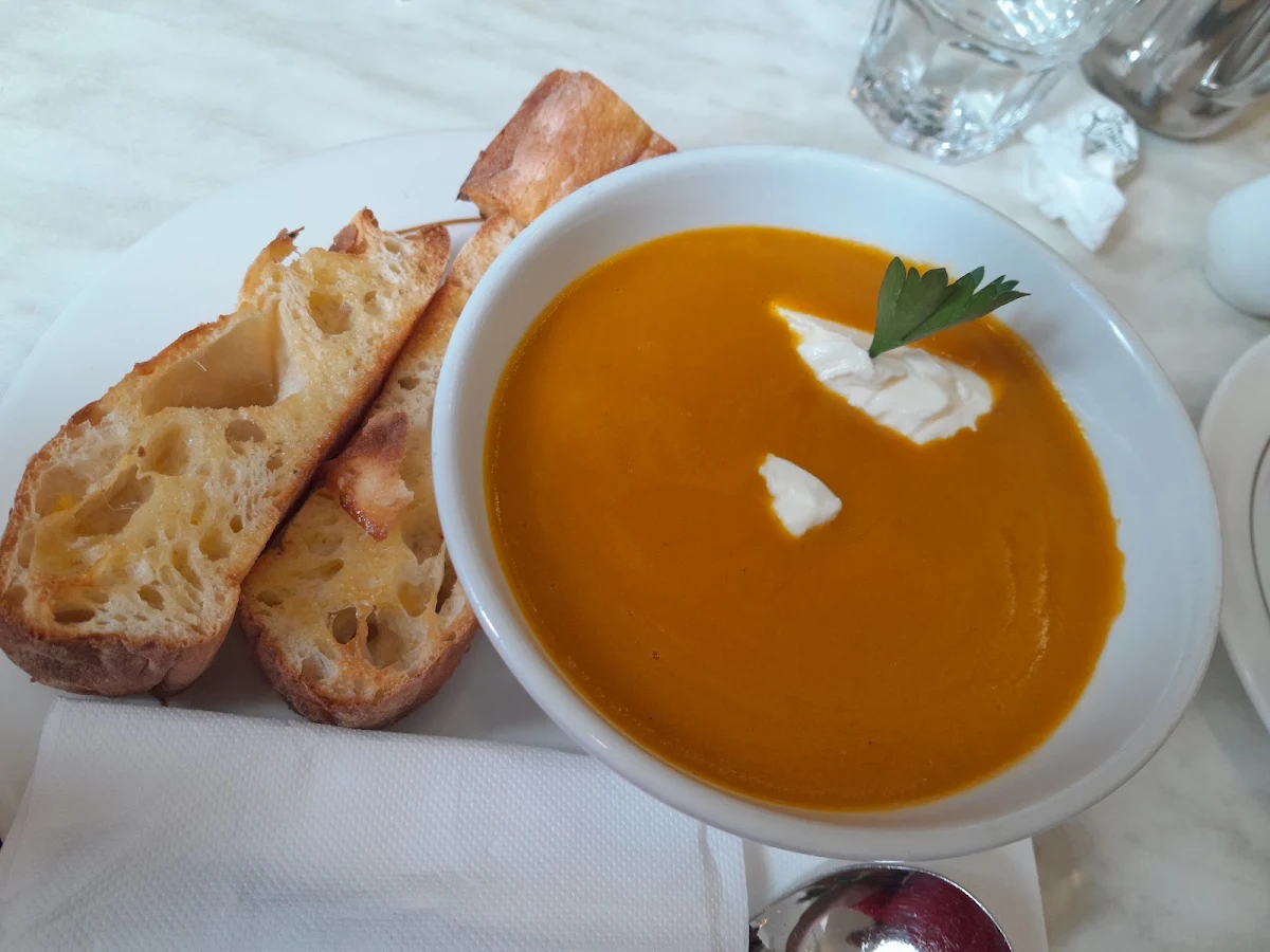 Soup, Shingle Inn City Hall