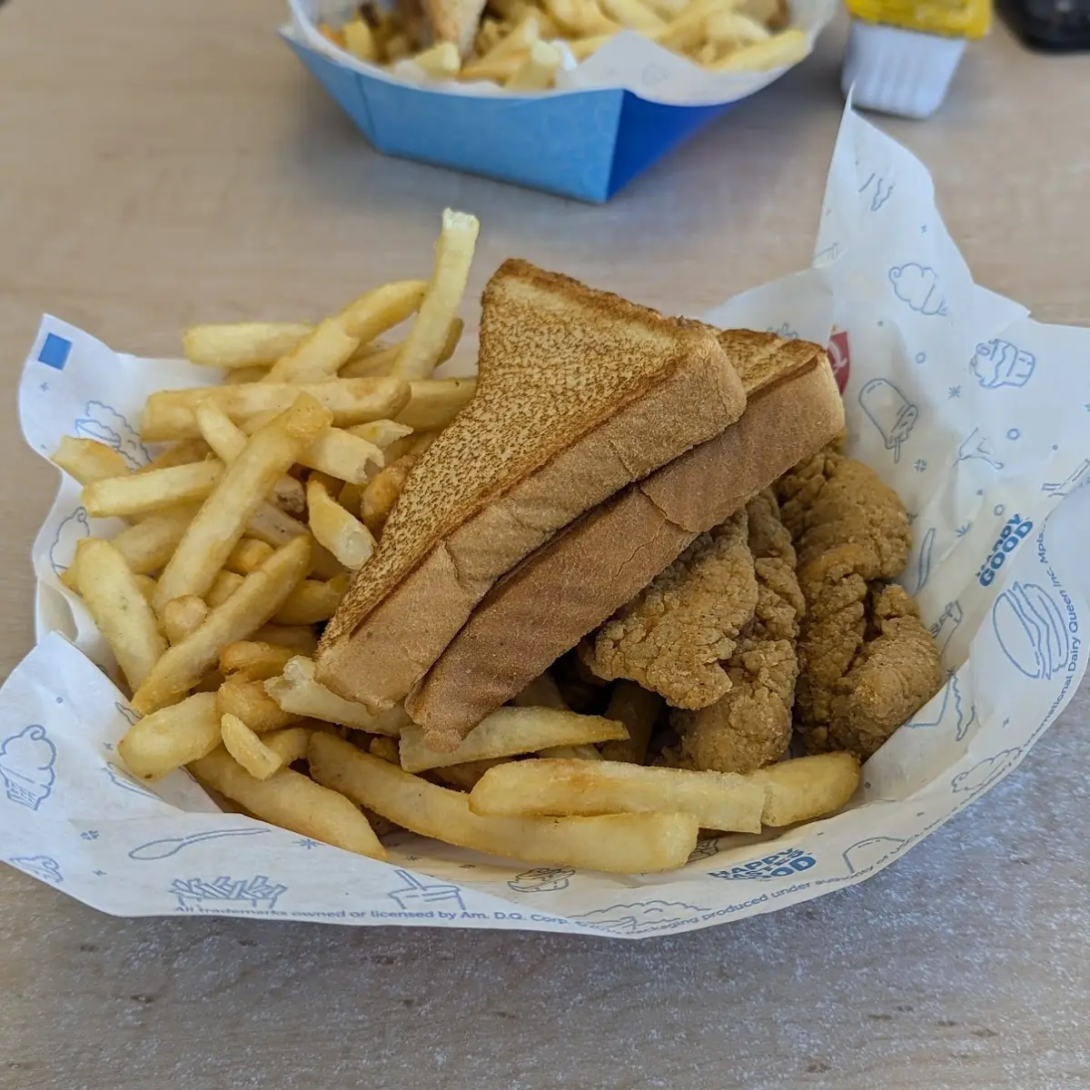 6 Piece Chicken Strip Basket