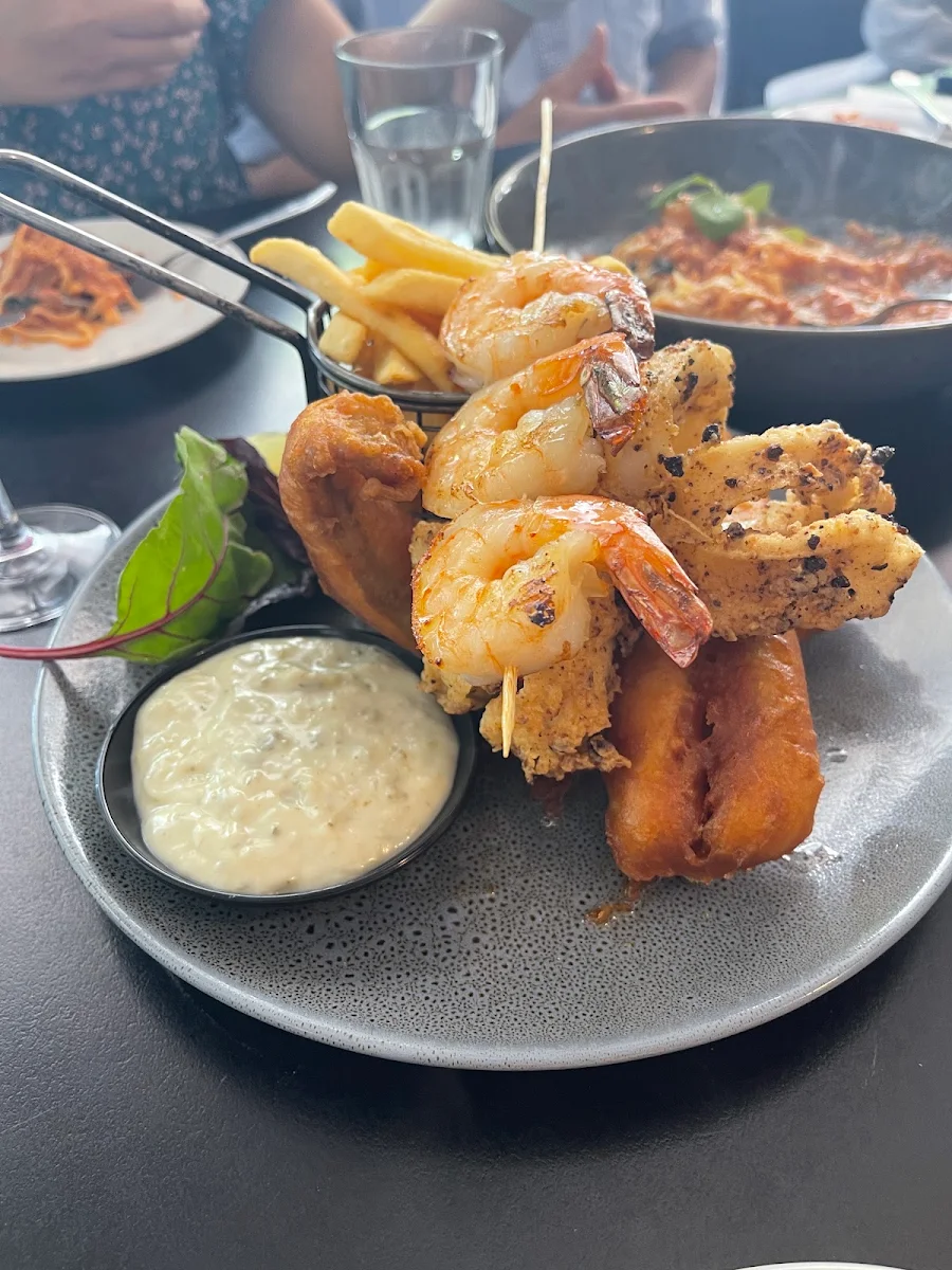 Seafood Basket, Cafe Beach Pit