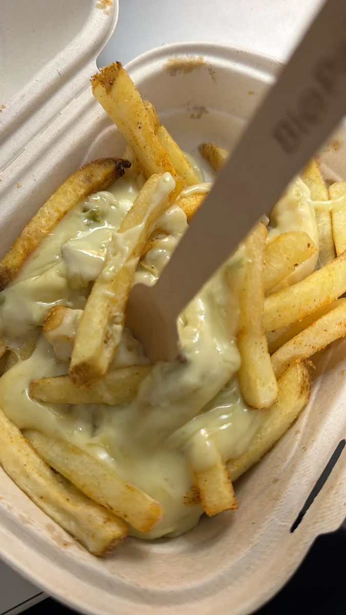 Cheese Fries Queso, Guzman y Gomez - UNSW
