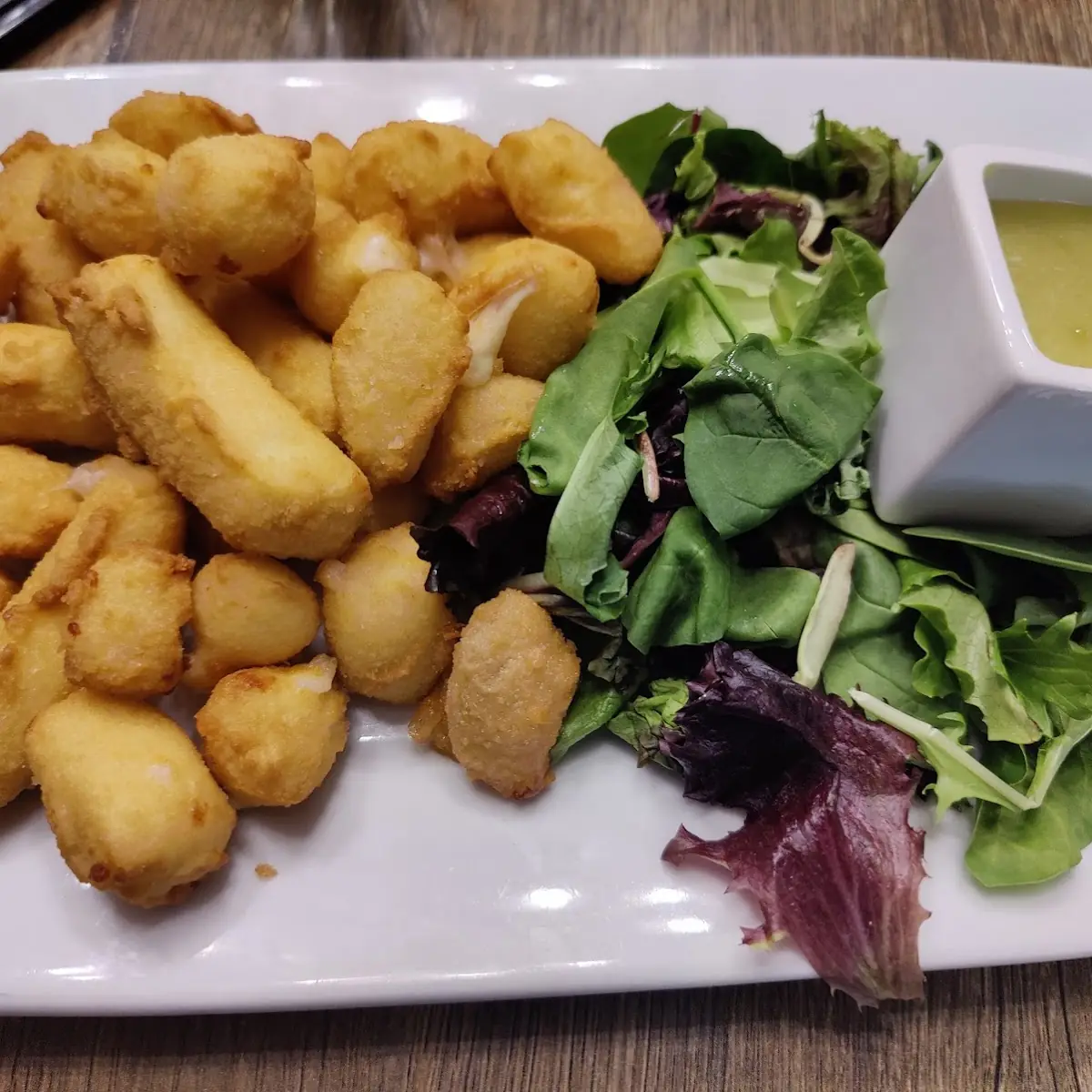 Fried Cheddar Cheese Curd