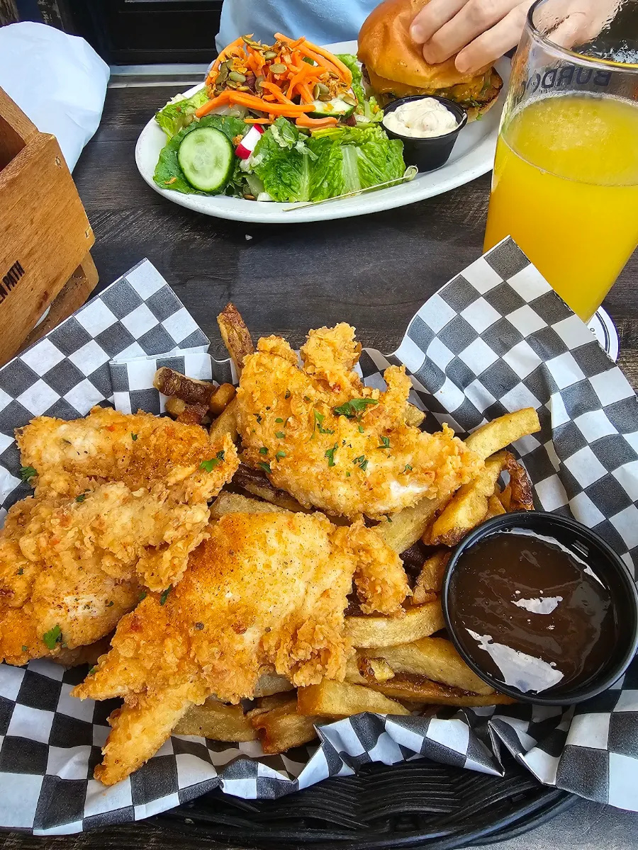 Chicken Fingers & Fries