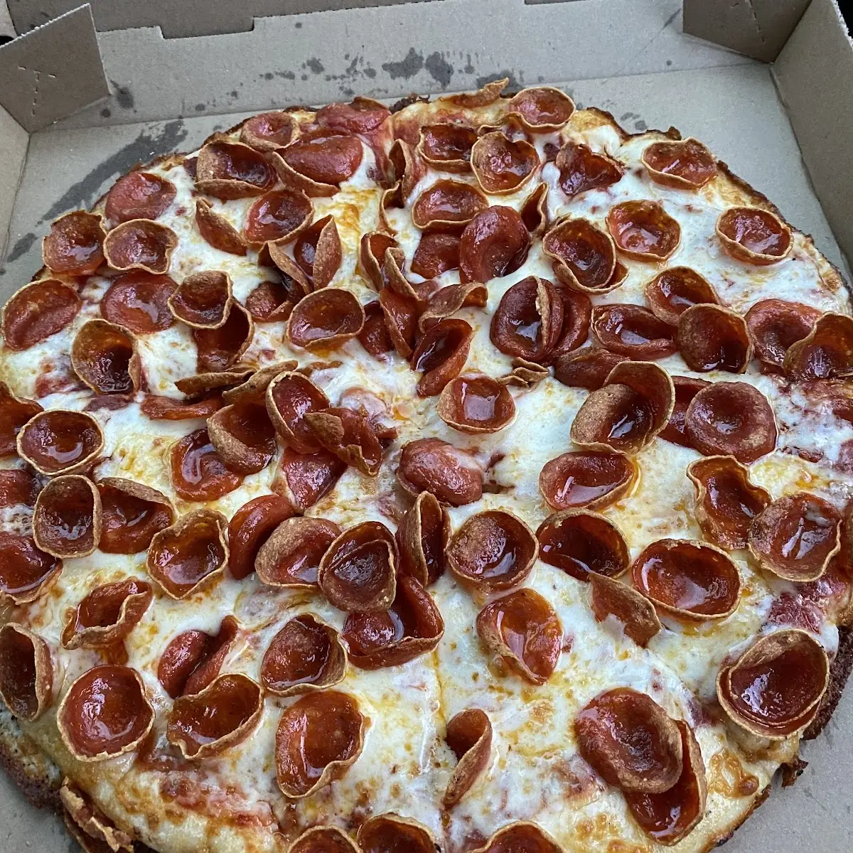 100 Pepperoni Pizza