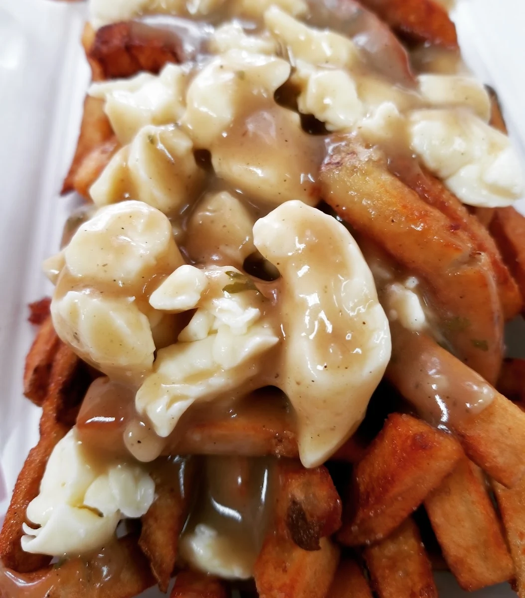 Jr's Famous Poutine