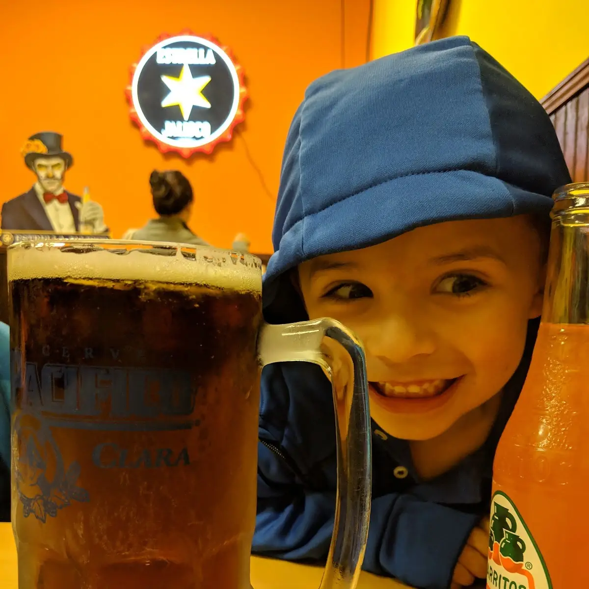 Dos Equis Amber
