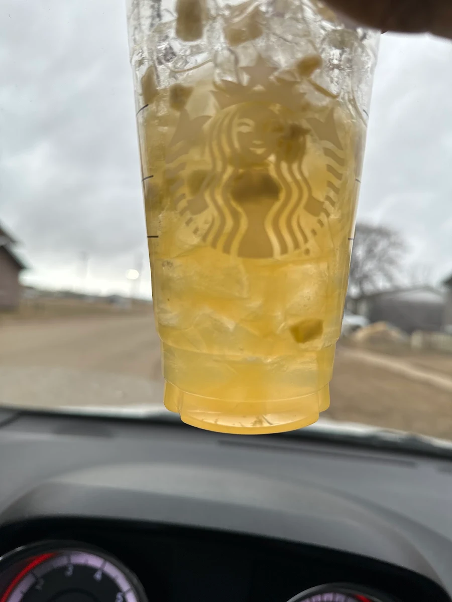 Pineapple Refresher, Starbucks