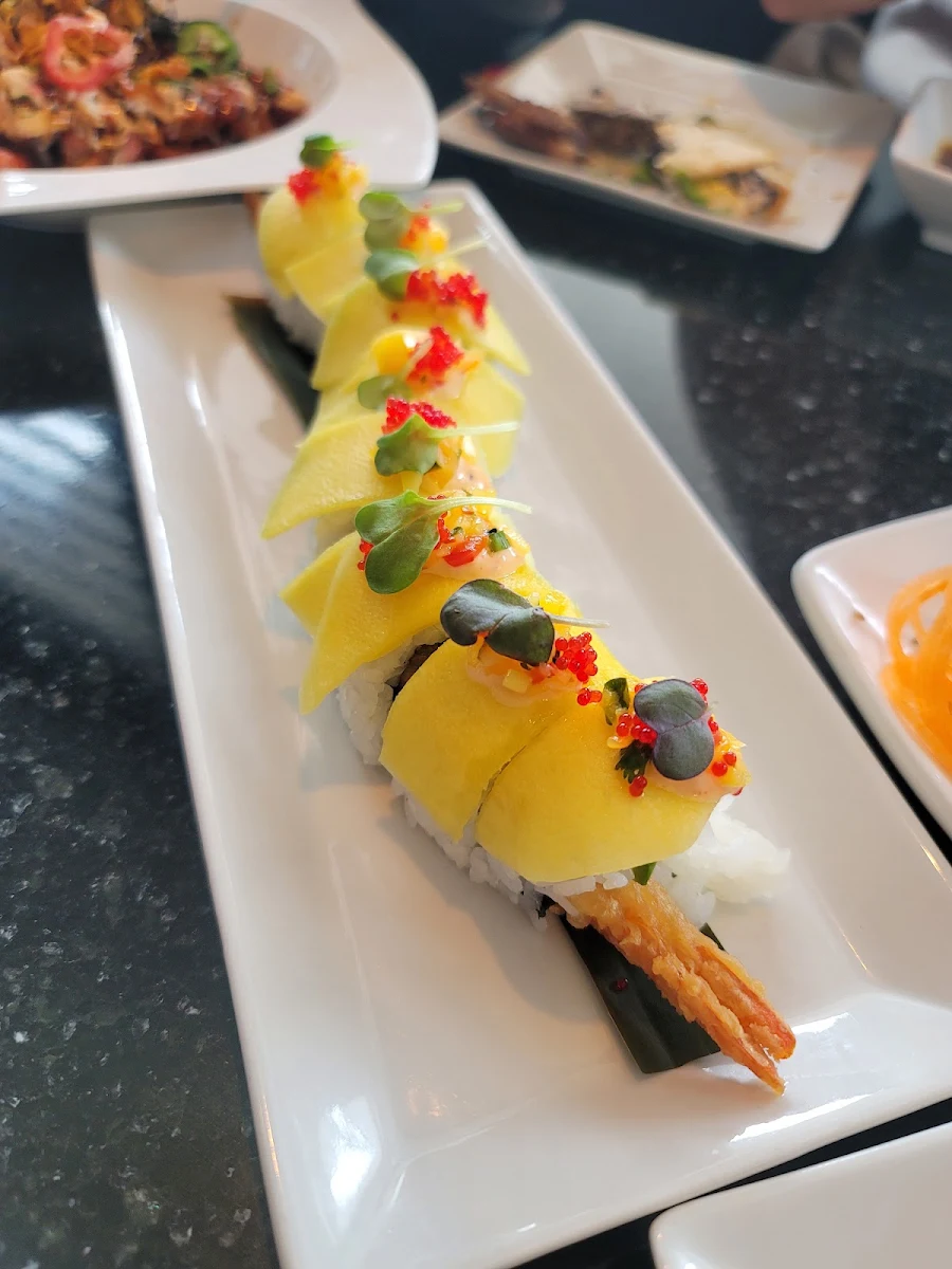 Mangolicious Roll, Meal Set Bistro | Sushi