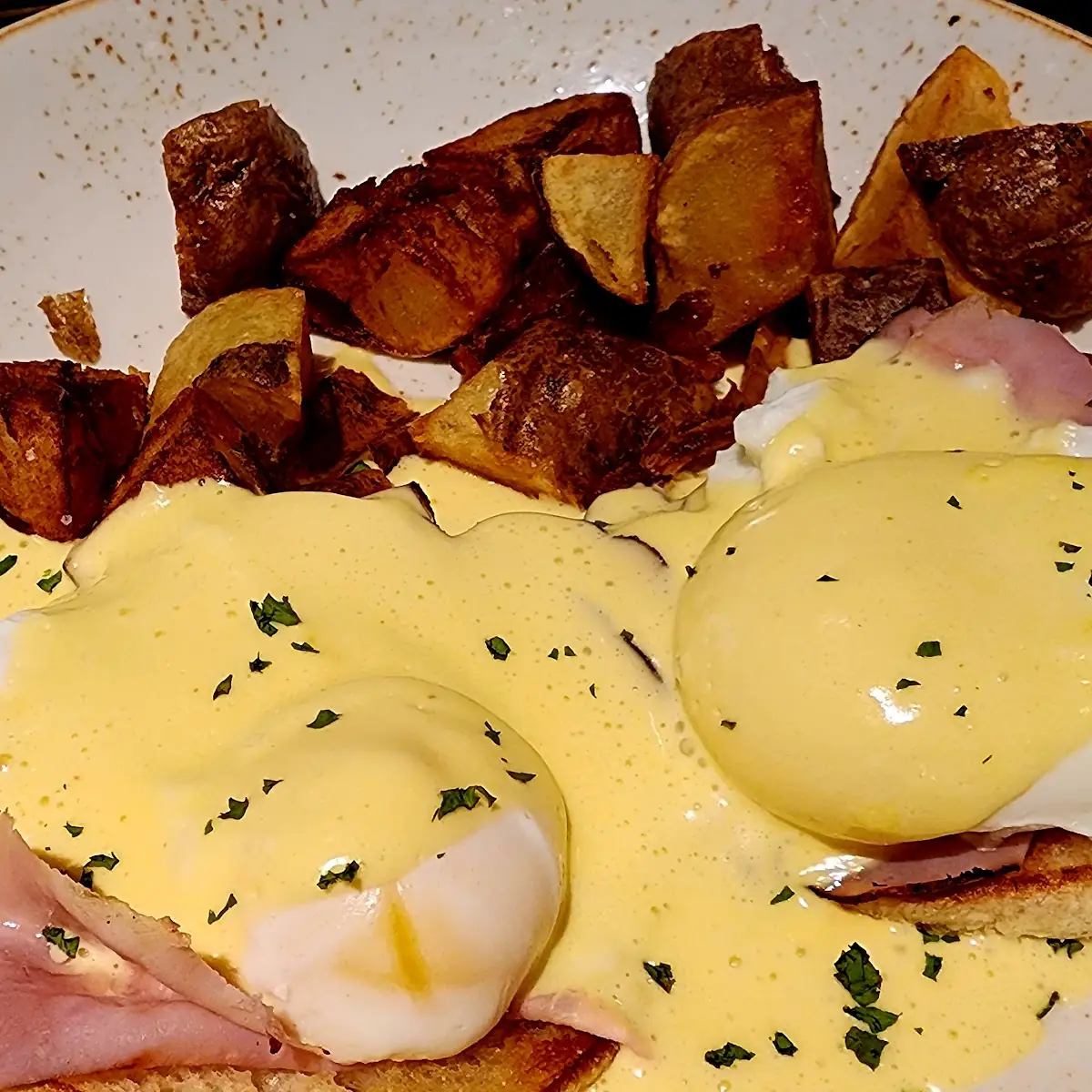 Eggs Benedict
