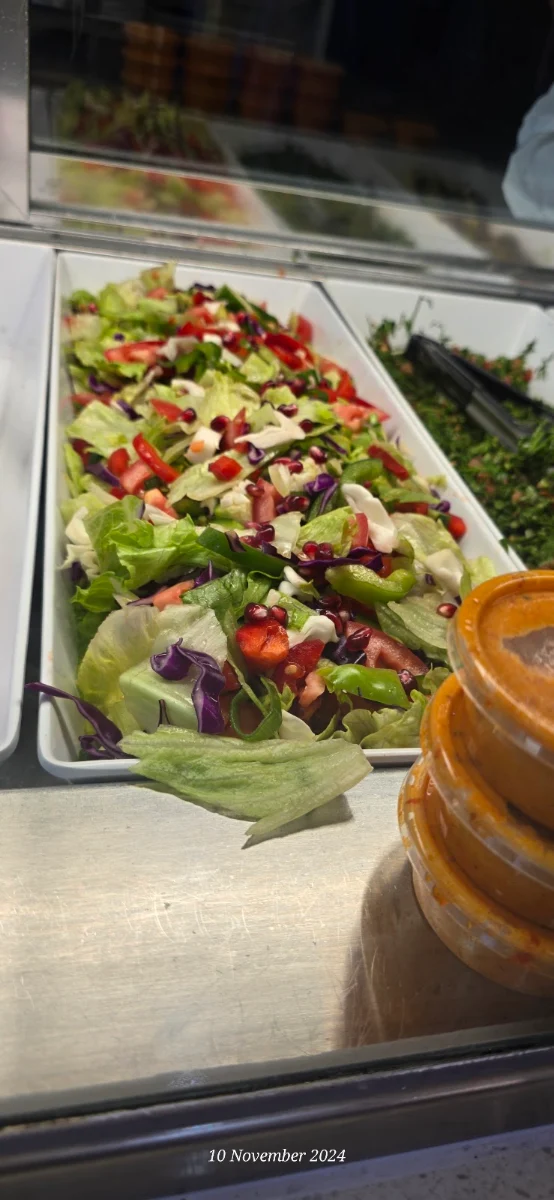 Mix Salads, Tender Wrap