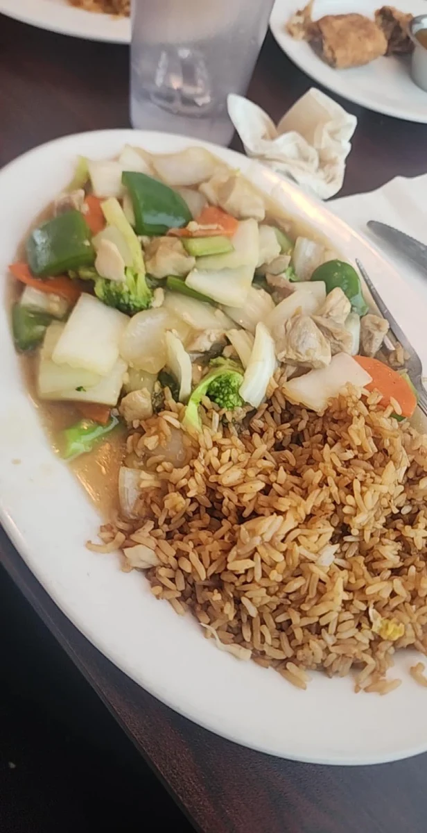 Highlights, Lin Garden Restaurant