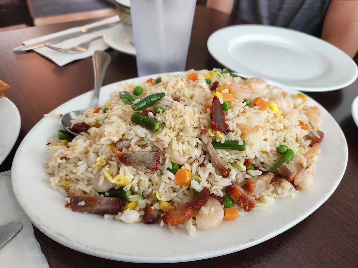 Highlights, Lin Garden Restaurant