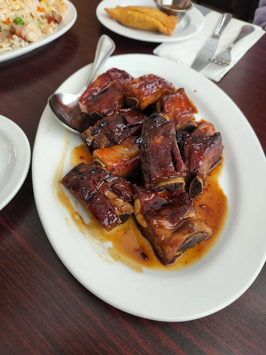 Highlights, Lin Garden Restaurant