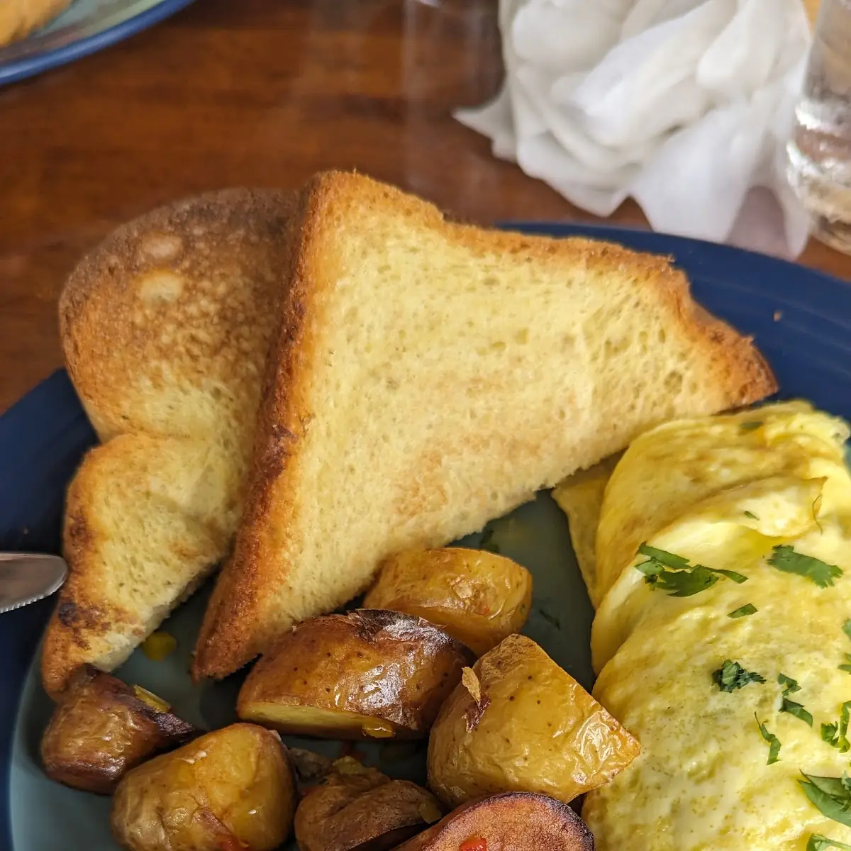 Goat Cheese and Spinach Omelette