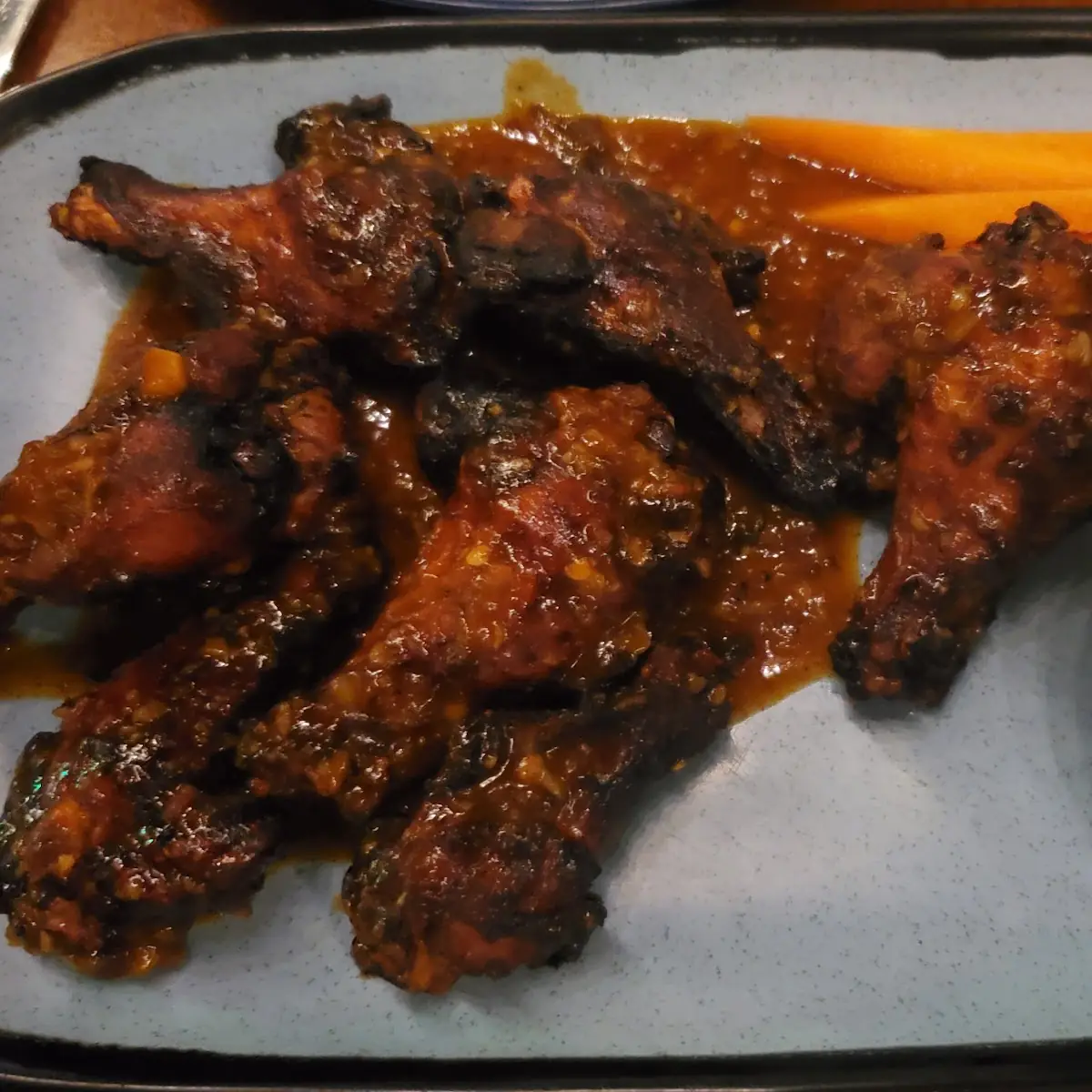 Hot Wings with Hot Garlic Sauce