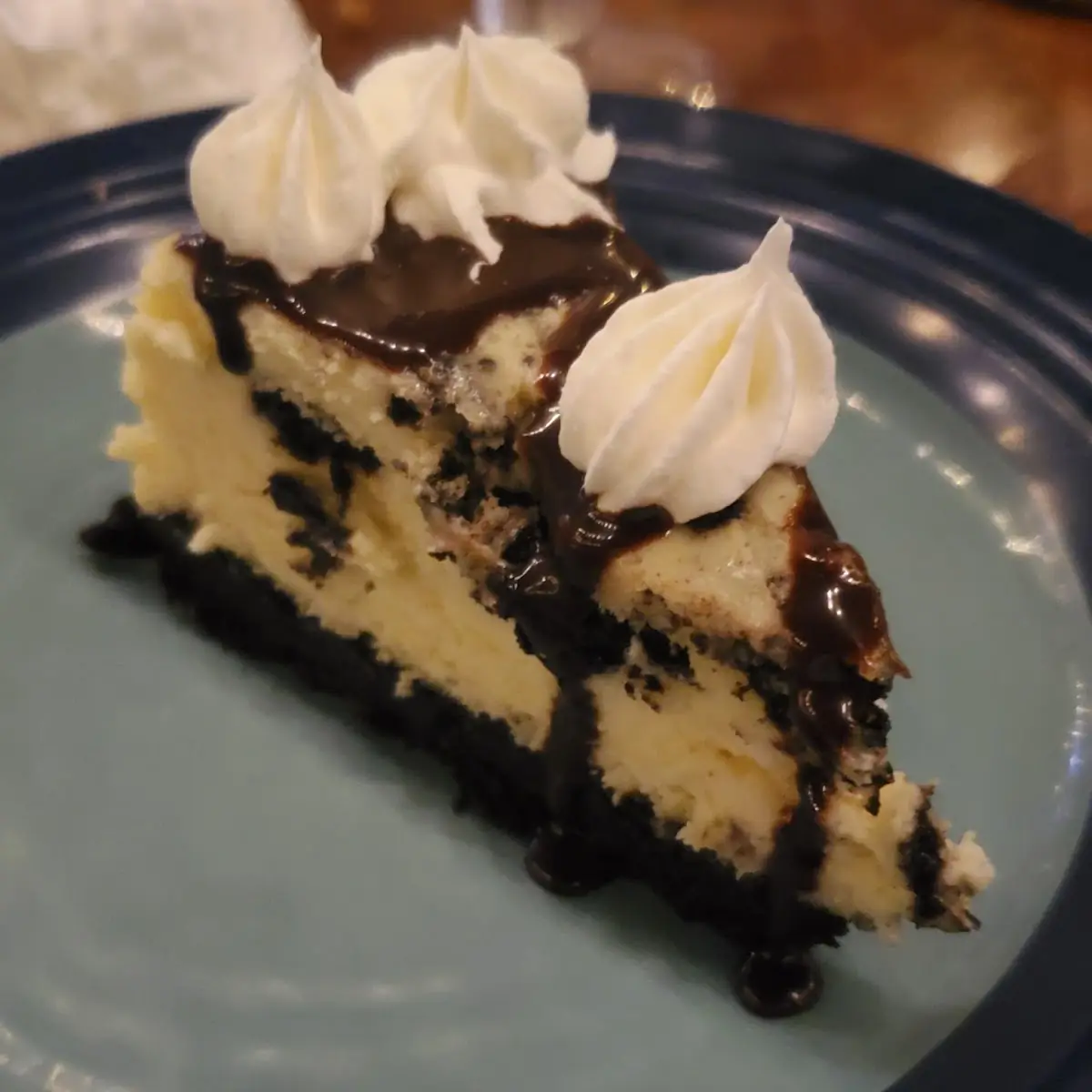 Oreo Cookie Cheesecake