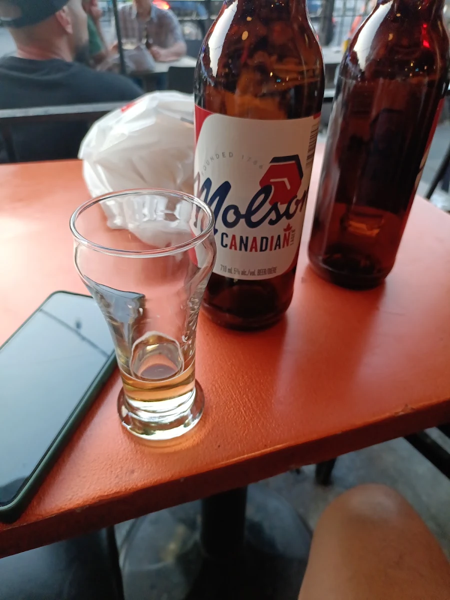Molson Canadian, The Laff