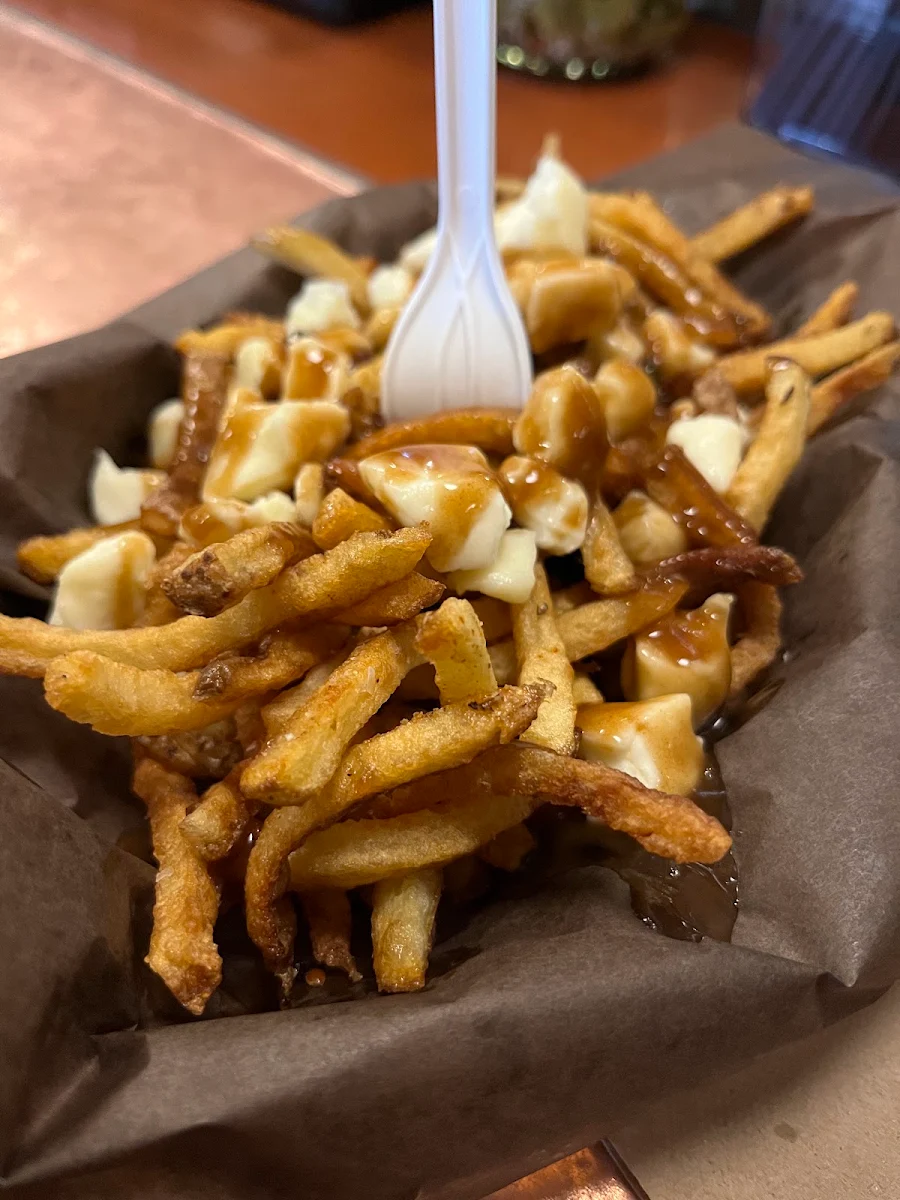 Small Poutine, The Laff