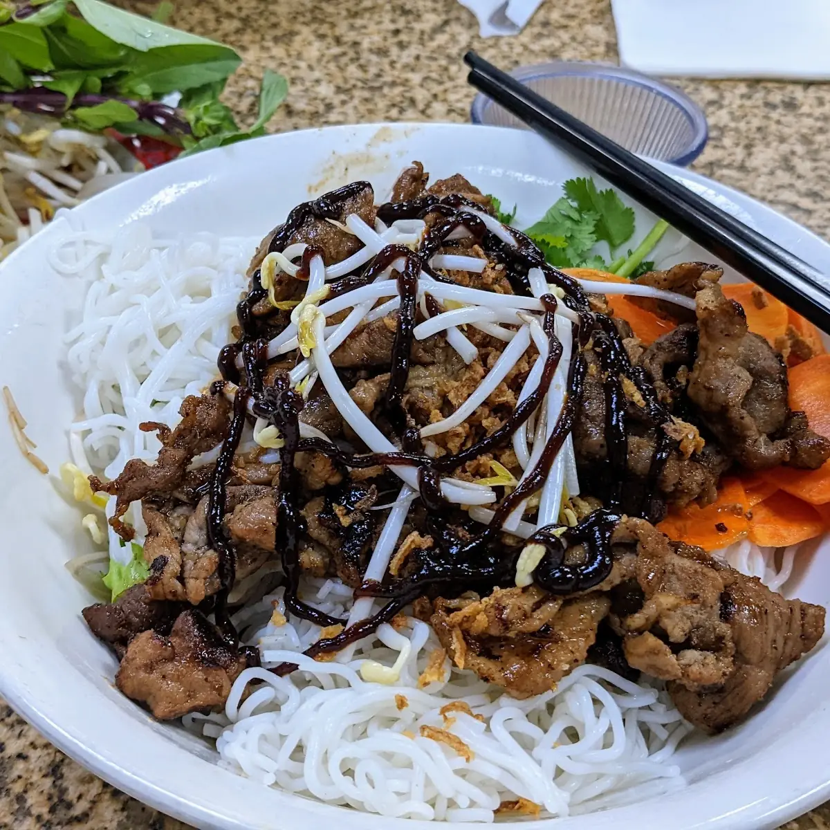 Bún Thịt Nướng
