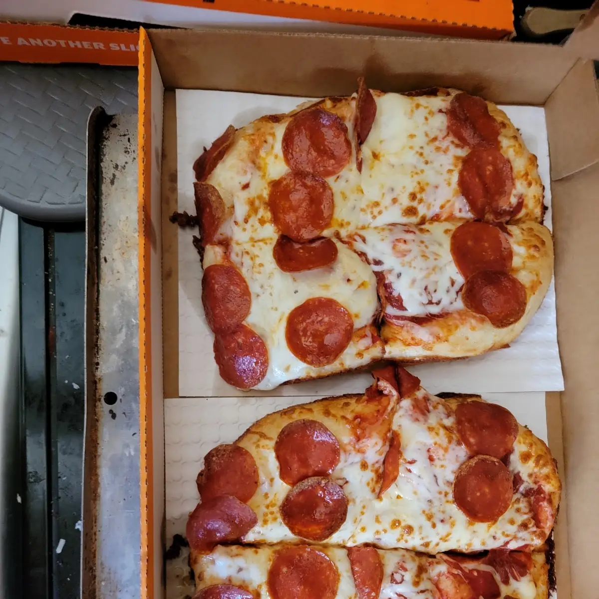 Detroit Style Deep Dish