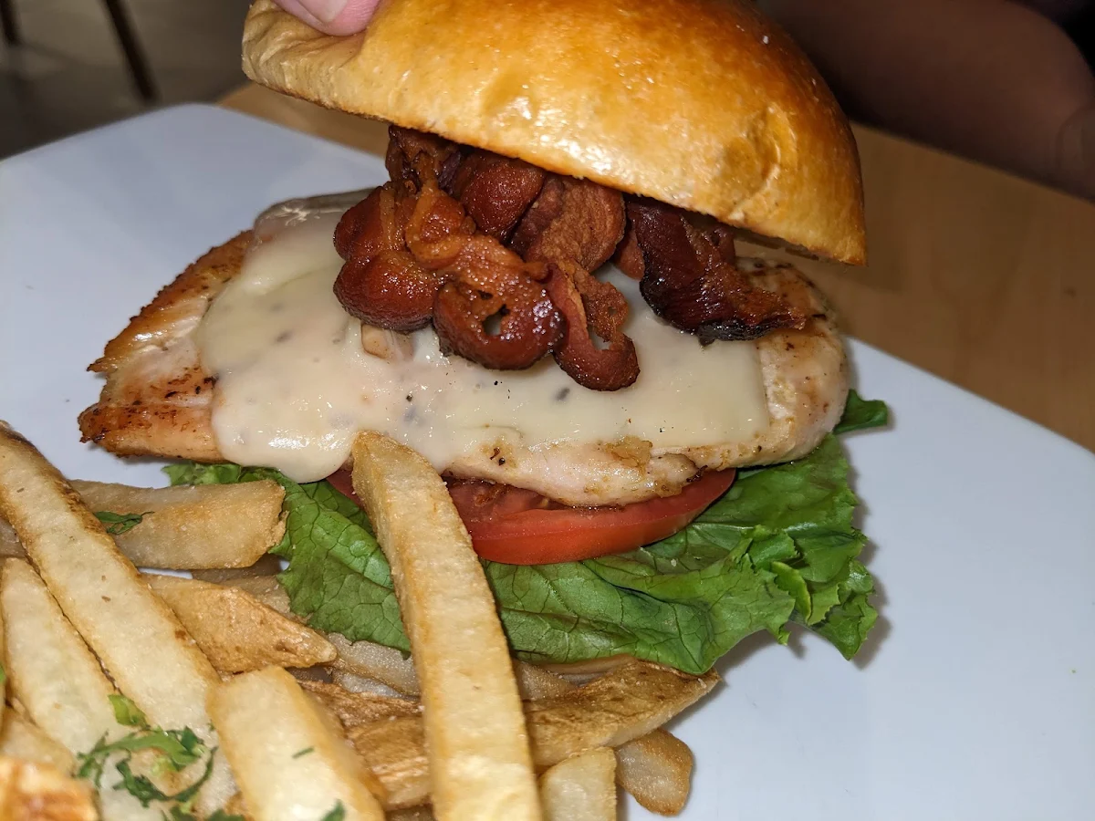 Delta Chicken Burger