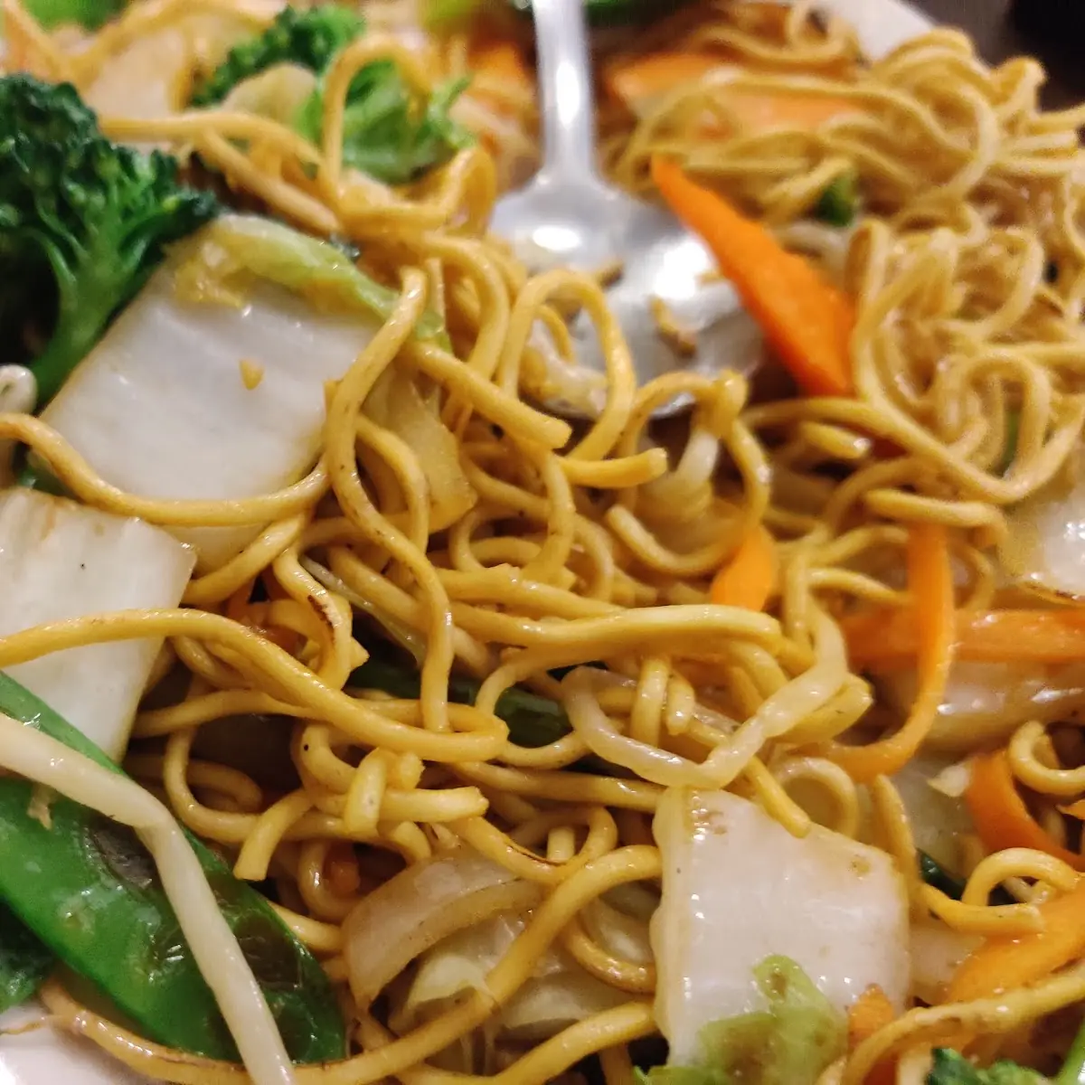 Vegetable Lo Mein