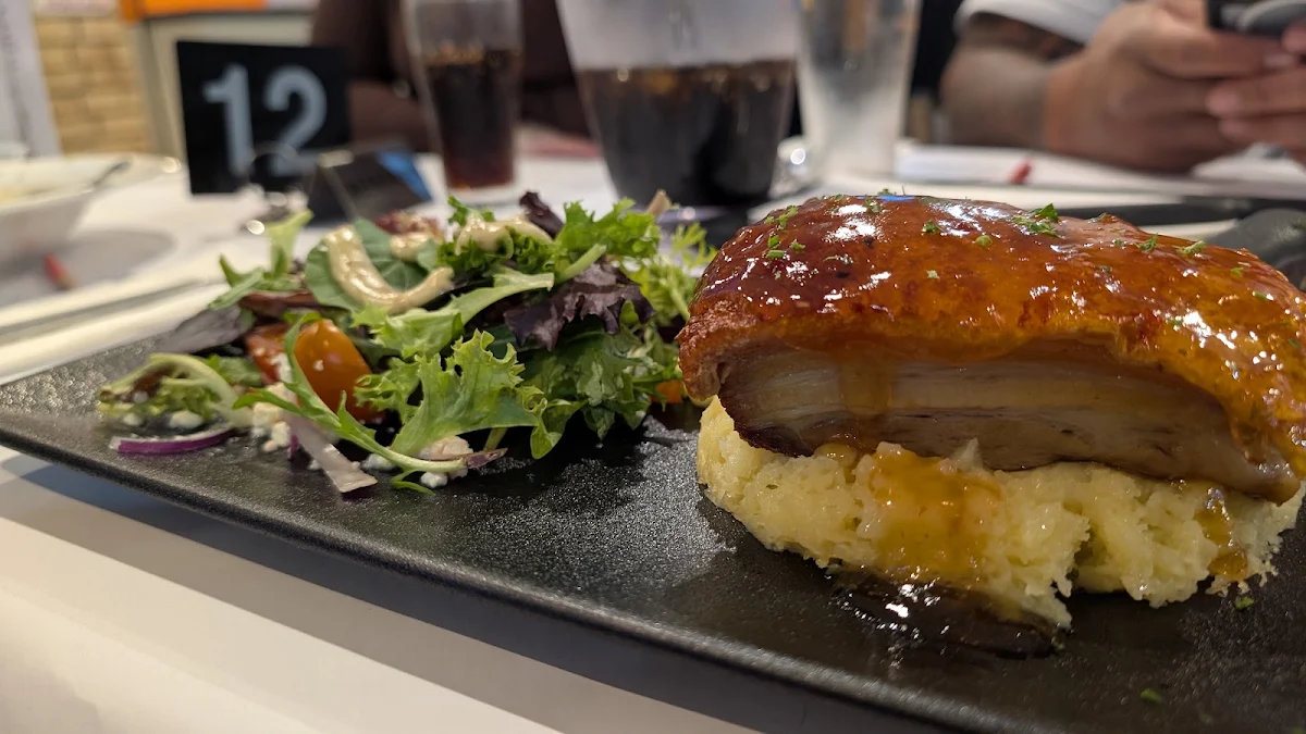 Highlights, 12 Mile Steakhouse
