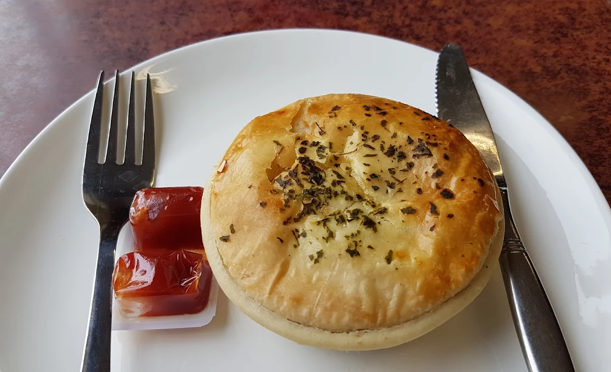 Egg and Bacon Pie, Nagambie Bakery