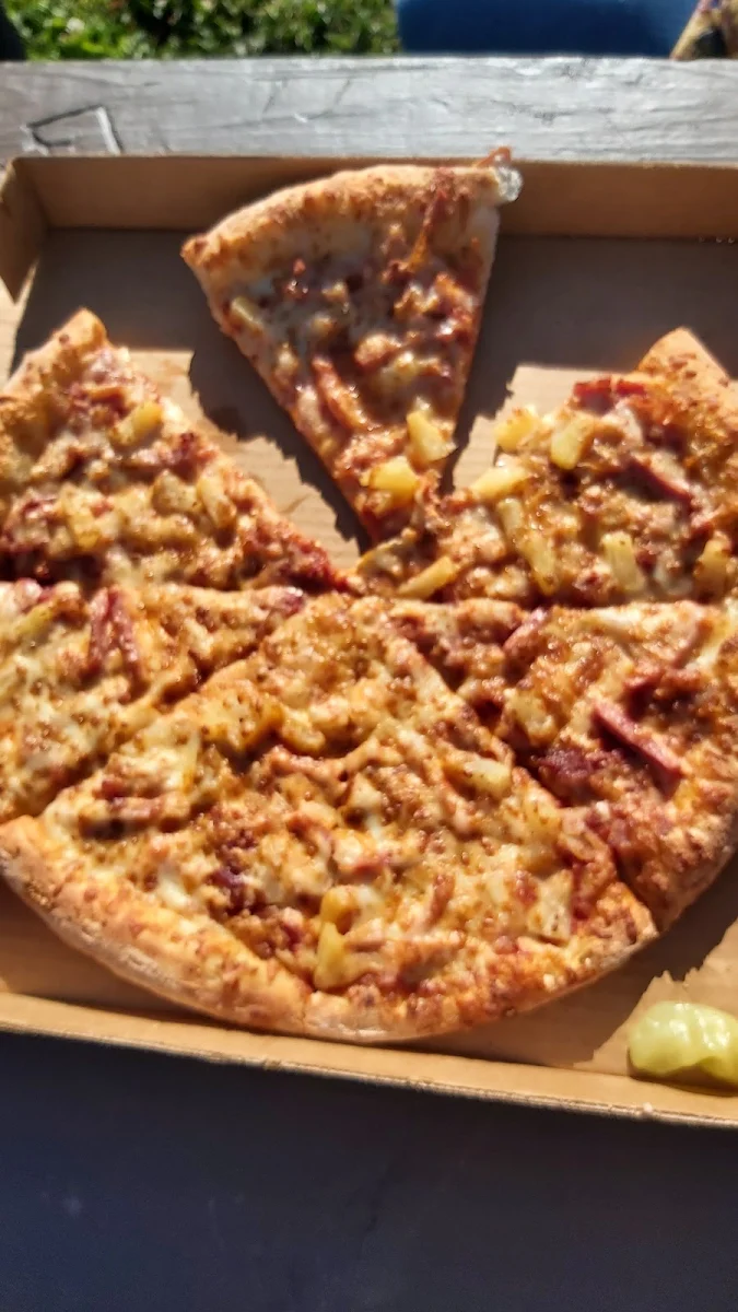 Super Hawaiian Pizza, Papa Johns Pizza
