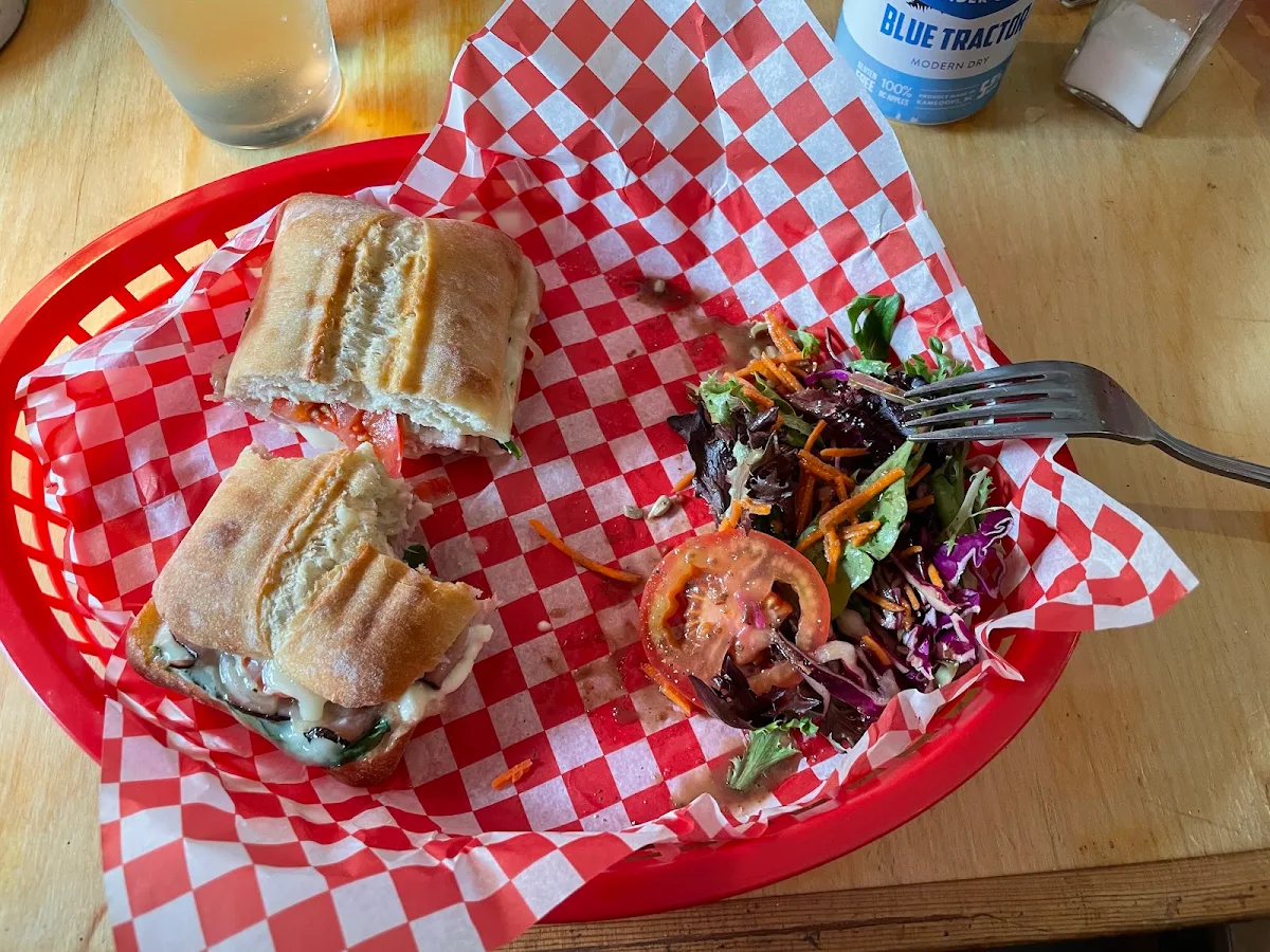 The Siding Burger, The Siding Café