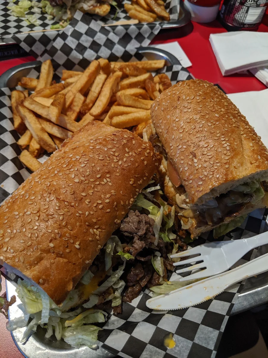 B52 Sandwich, Top Gun Burger