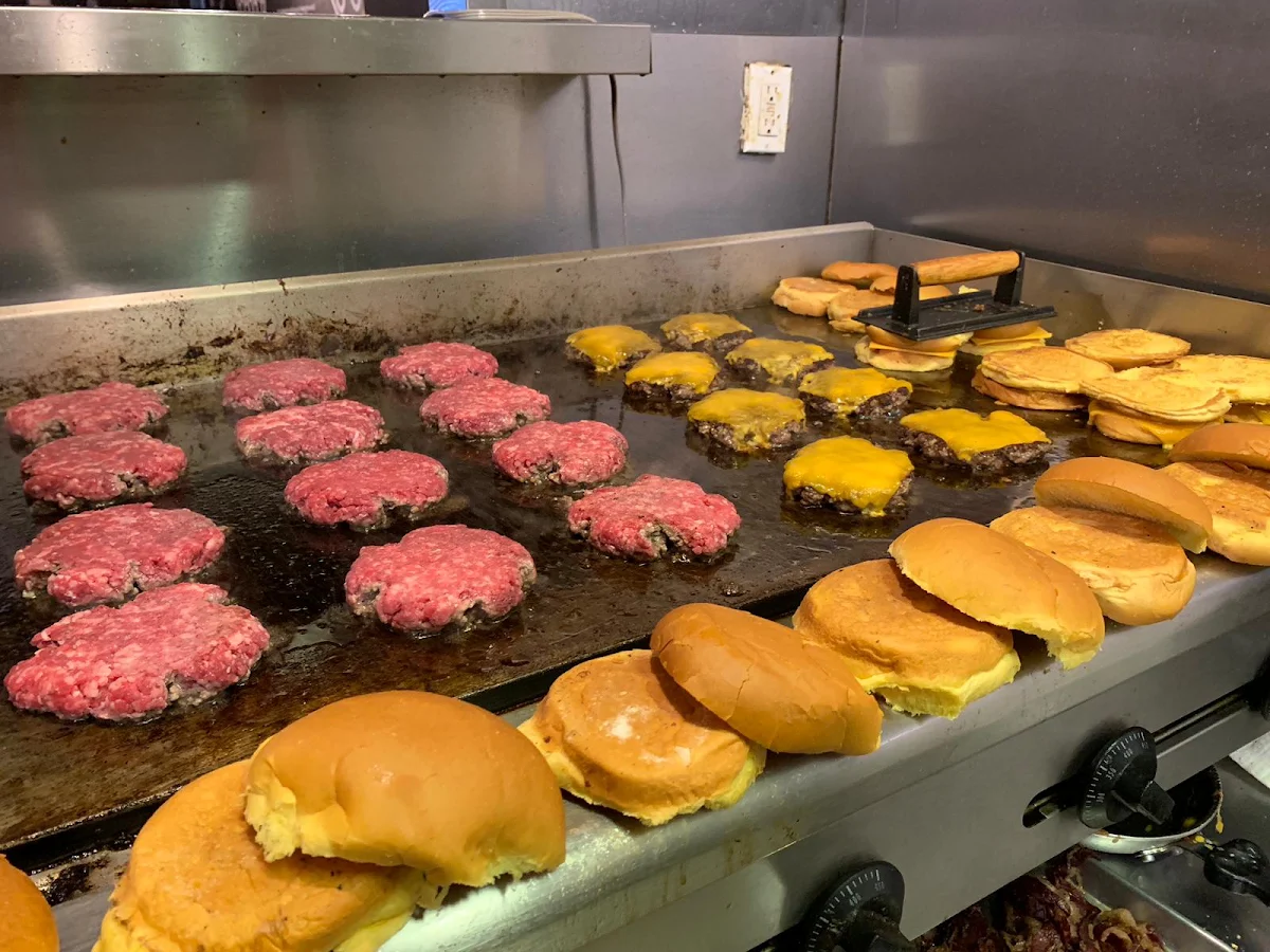 Highlights, Top Gun Burger