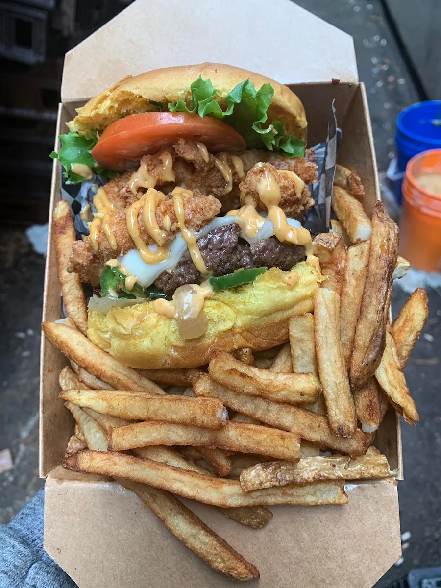 Highlights, Top Gun Burger