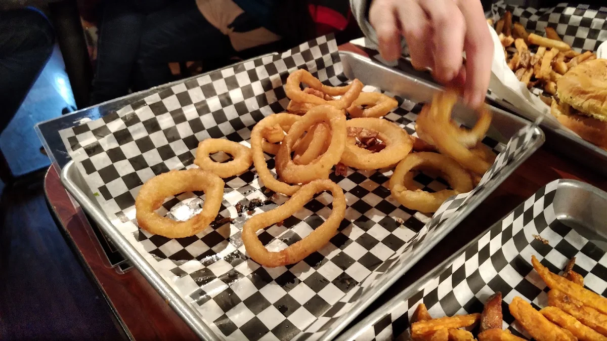 Onion Rings, Top Gun Burger