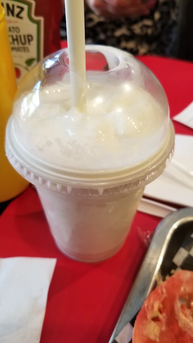 Vanilla Milkshake, Top Gun Burger