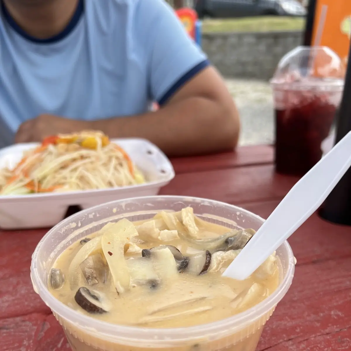 Tom Kha