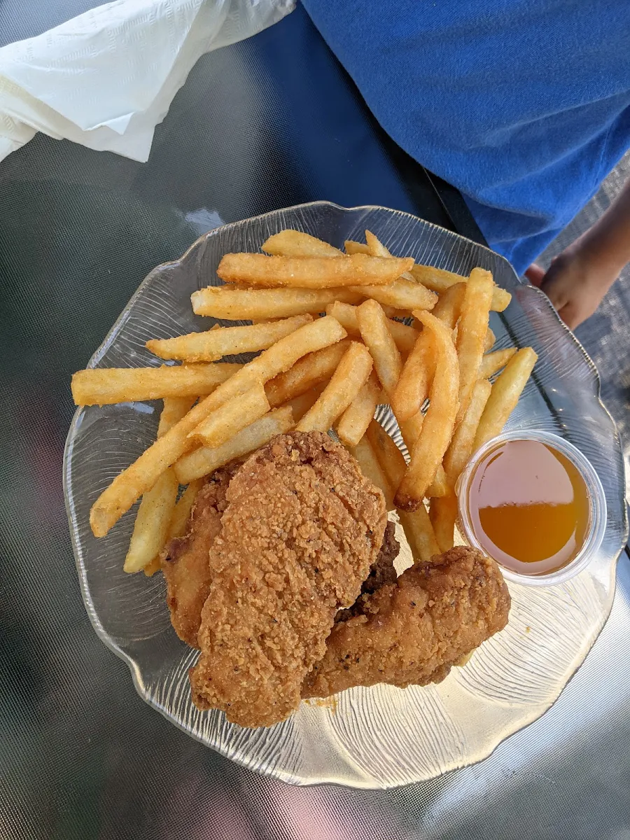 Kid's Chicken Fingers & Fries, Dublin's Family Restaurant
