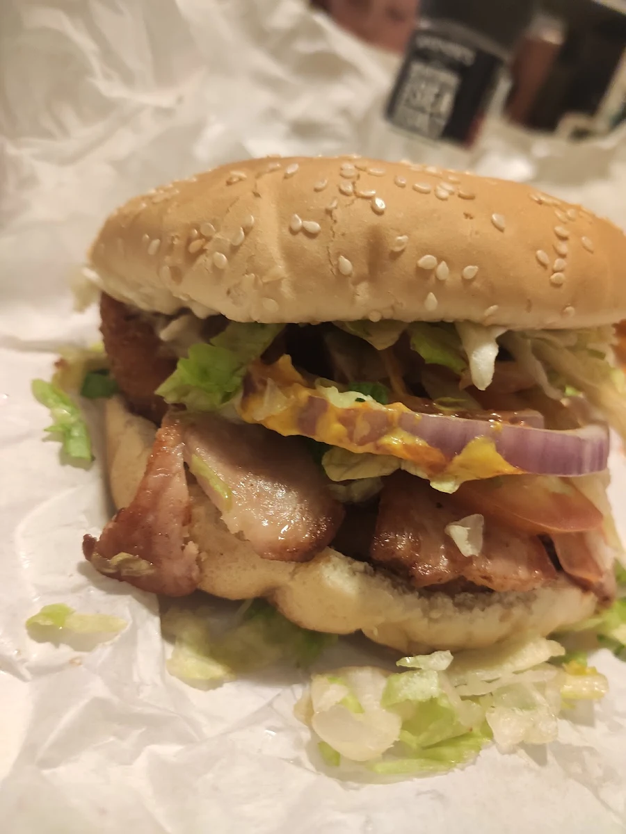 Chicken Schnitzel Burger blt, GOOD TO GO TAKEAWAY