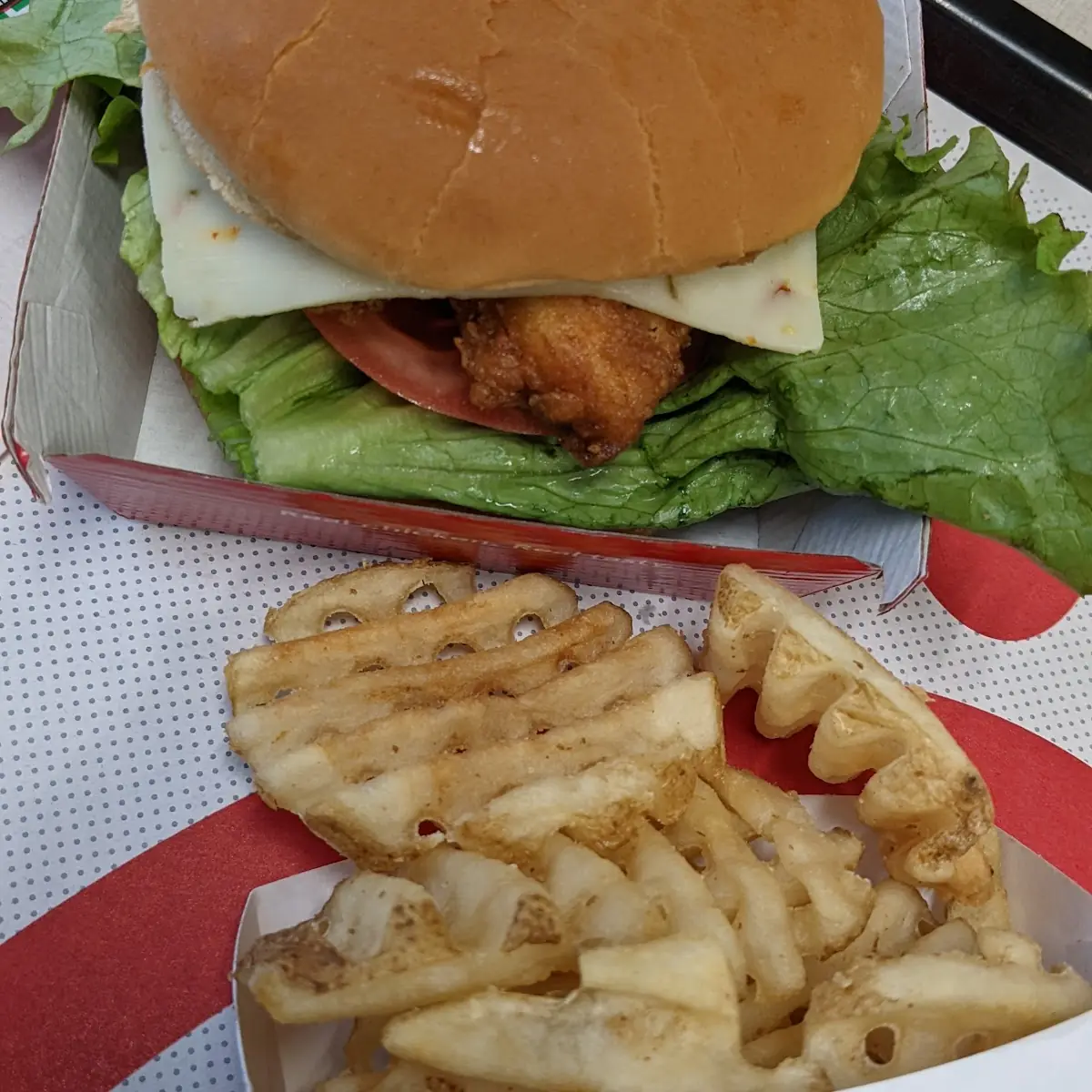 Deluxe Spicy Chicken Sandwich Combo