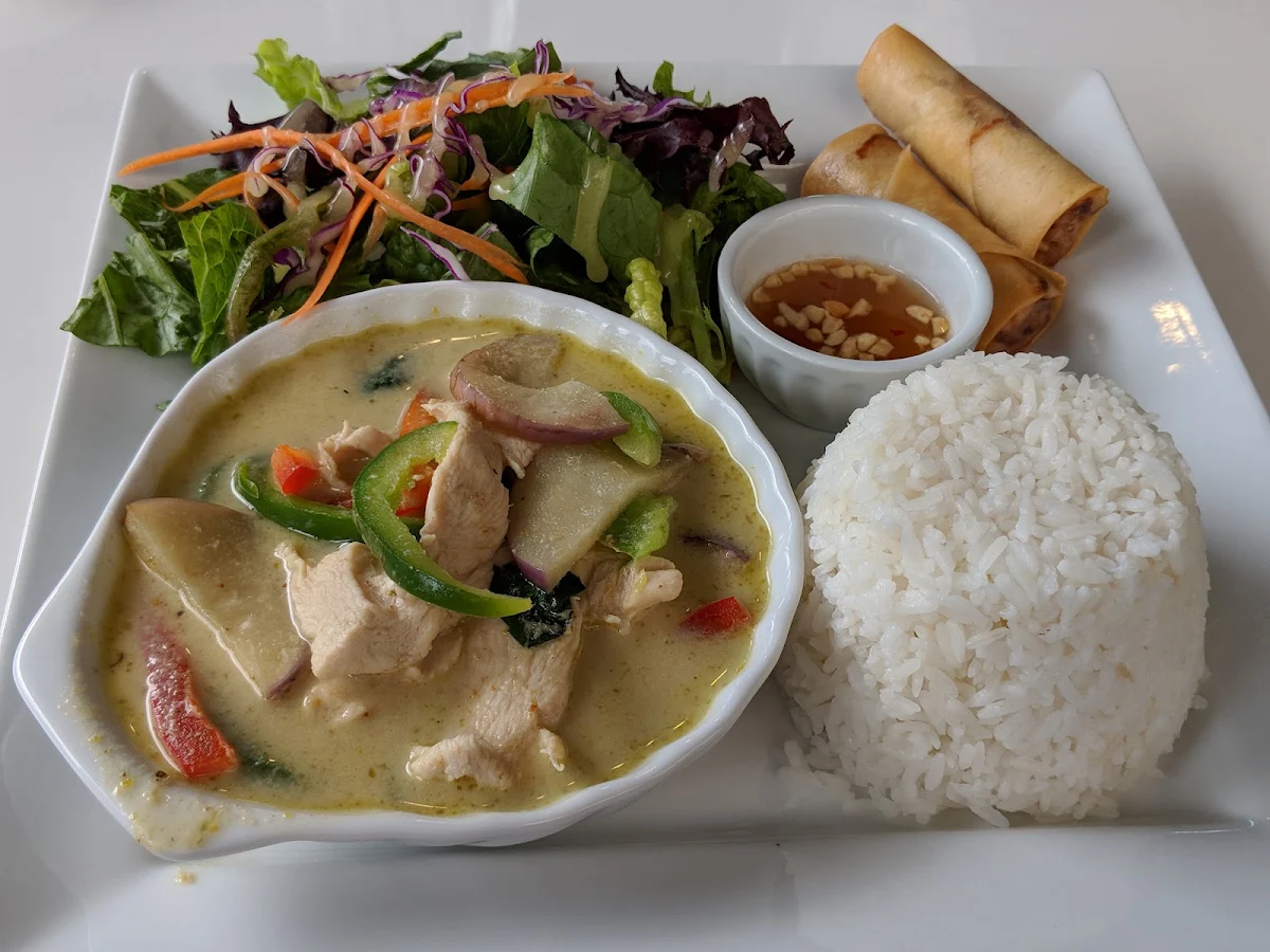 Green Curry Lunch Special, Naka Bistro Lao & Thai Cuisine