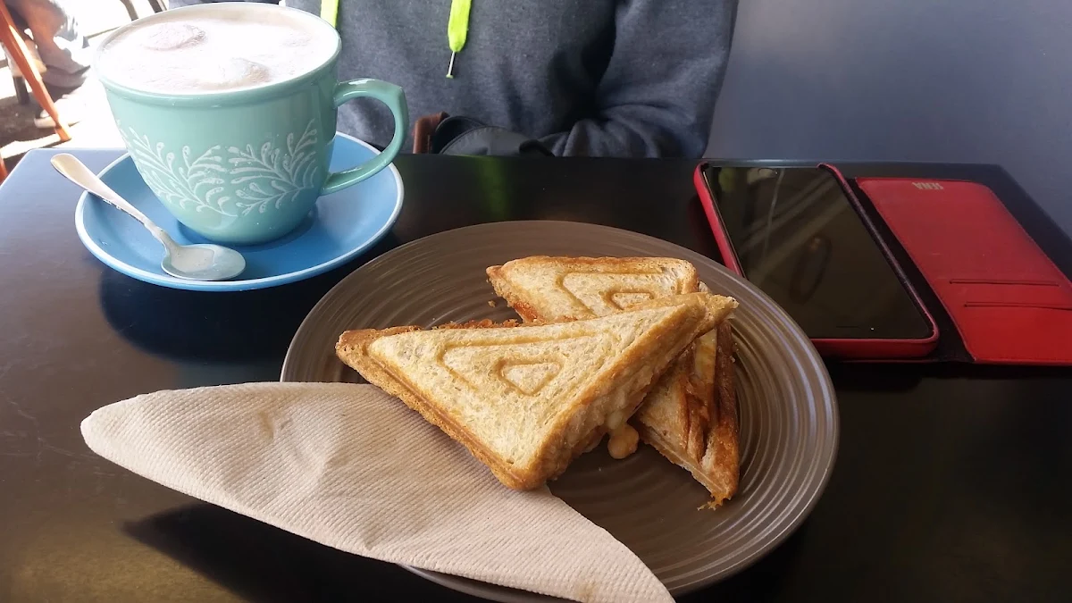 Coffee and Toasties, Fernz Cafe