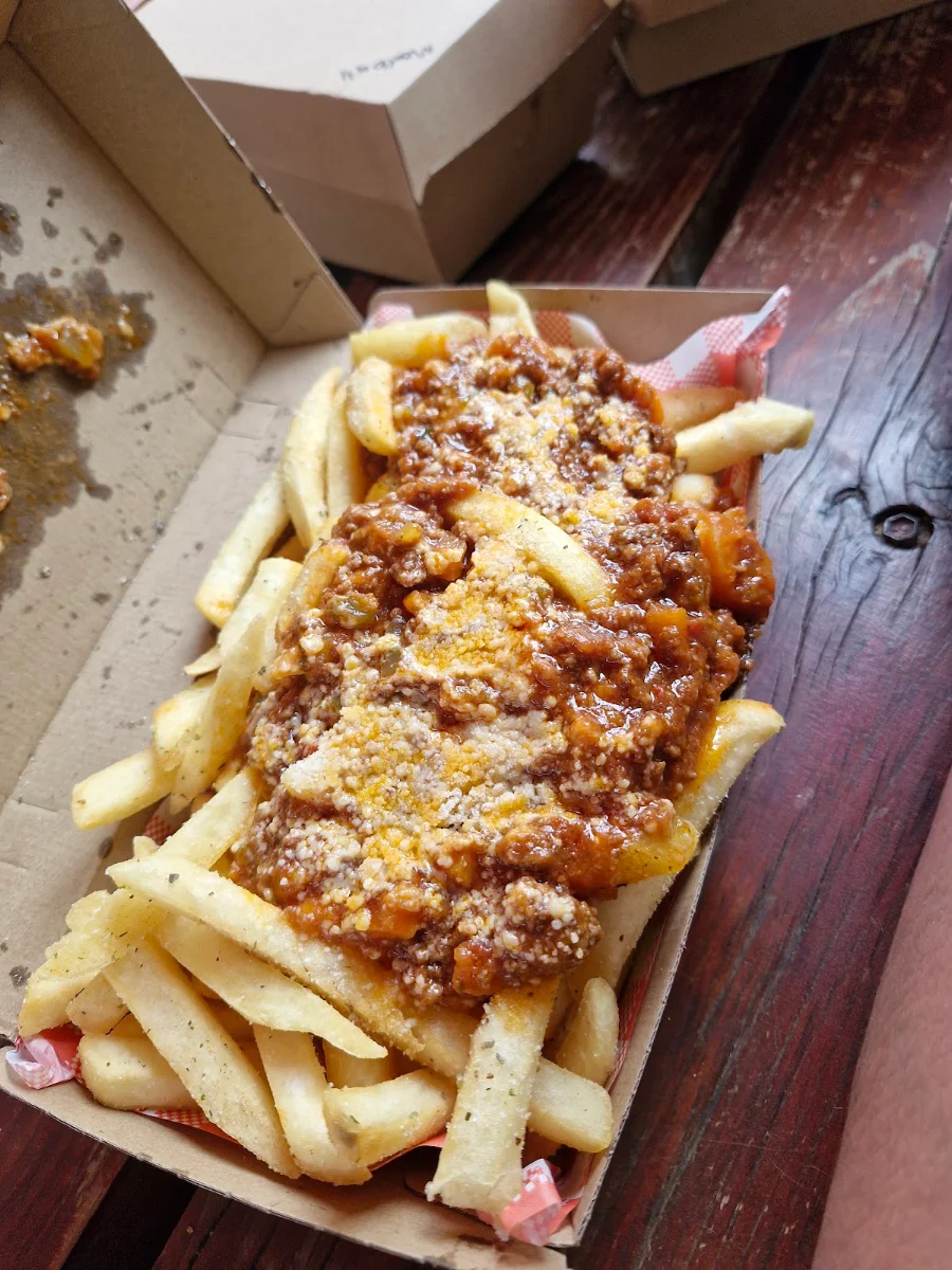 Bolognese Fries, Nonna's House
