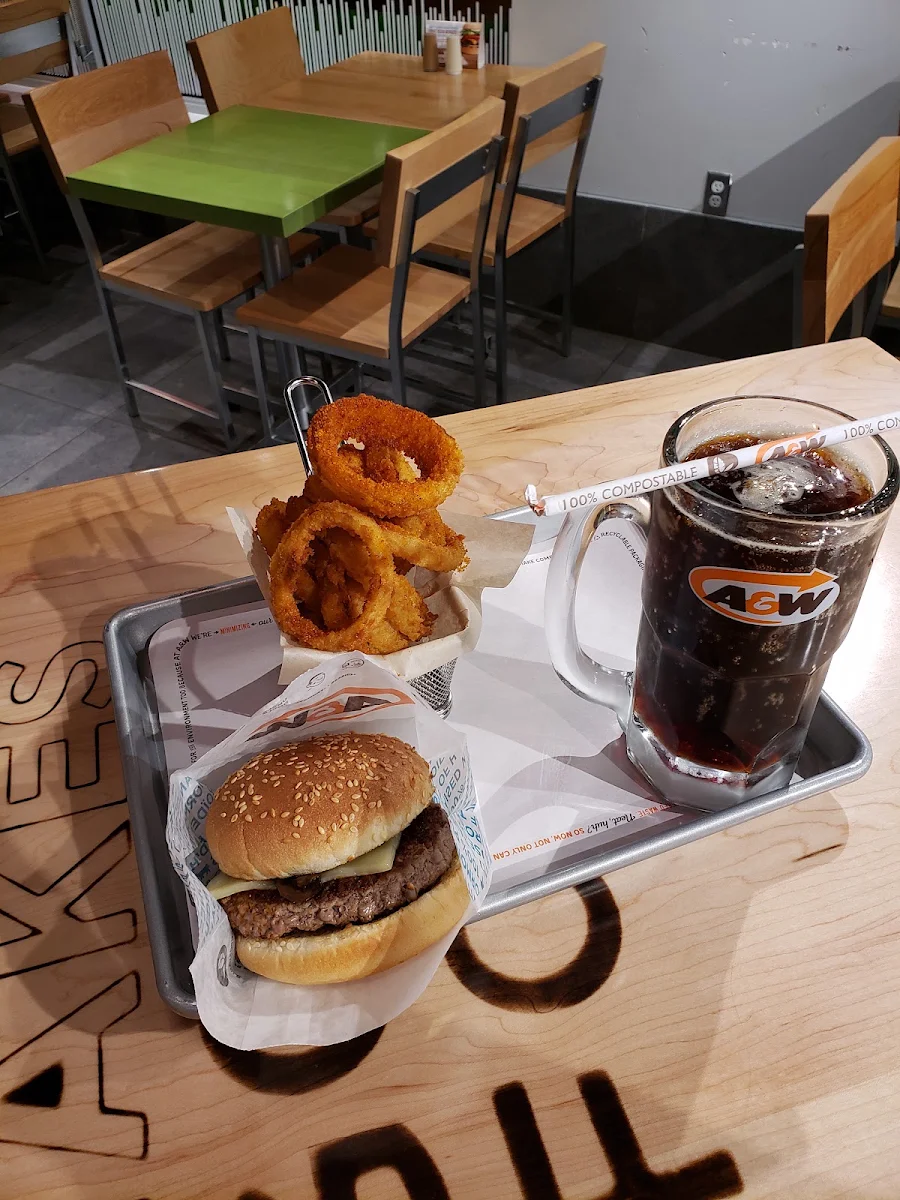 Uncle Mushroom Mozzarella Burger Combo