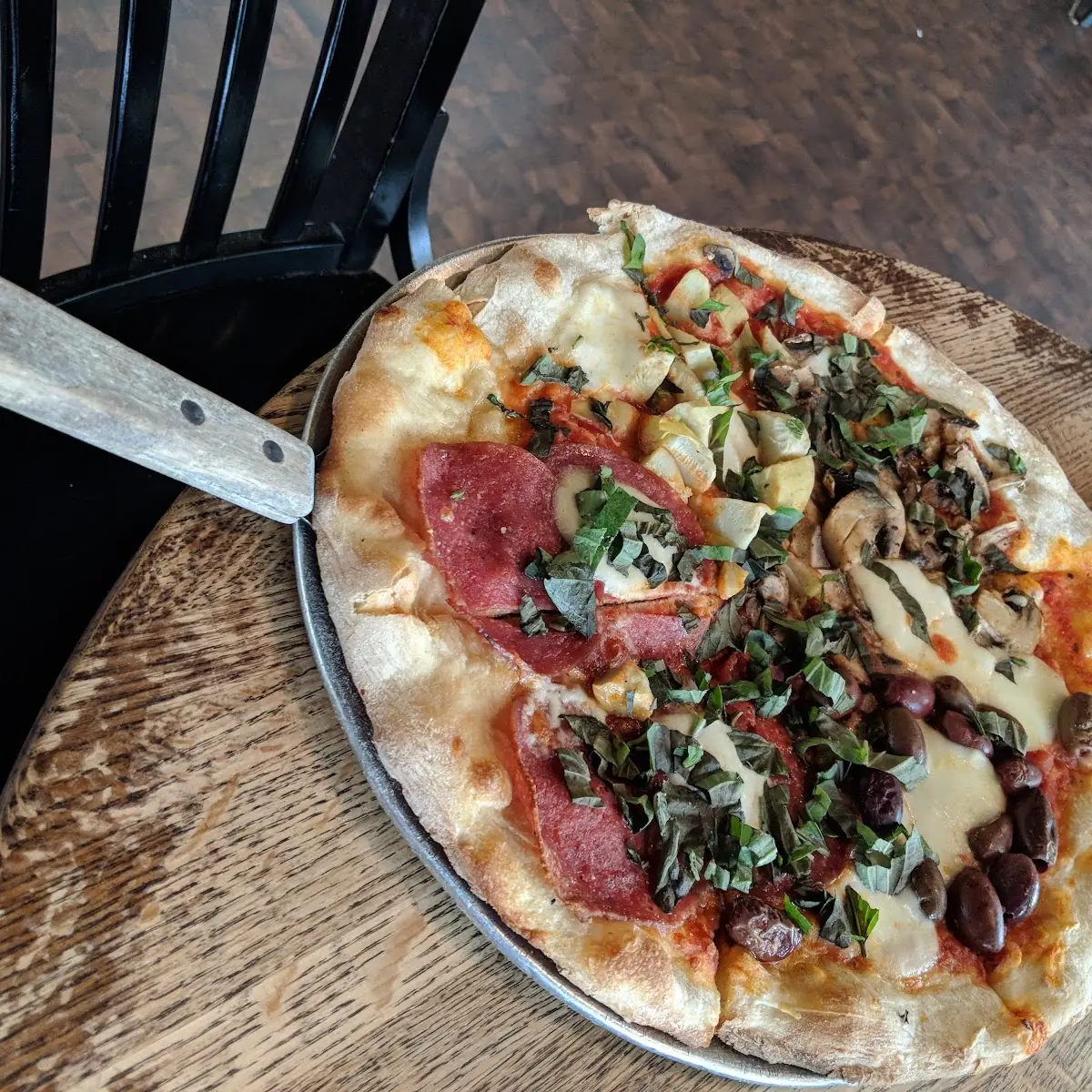 The Four Seasons Pizza 12