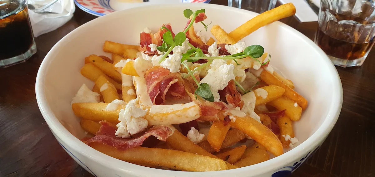 Loaded Fries, Criniti's Karrinyup