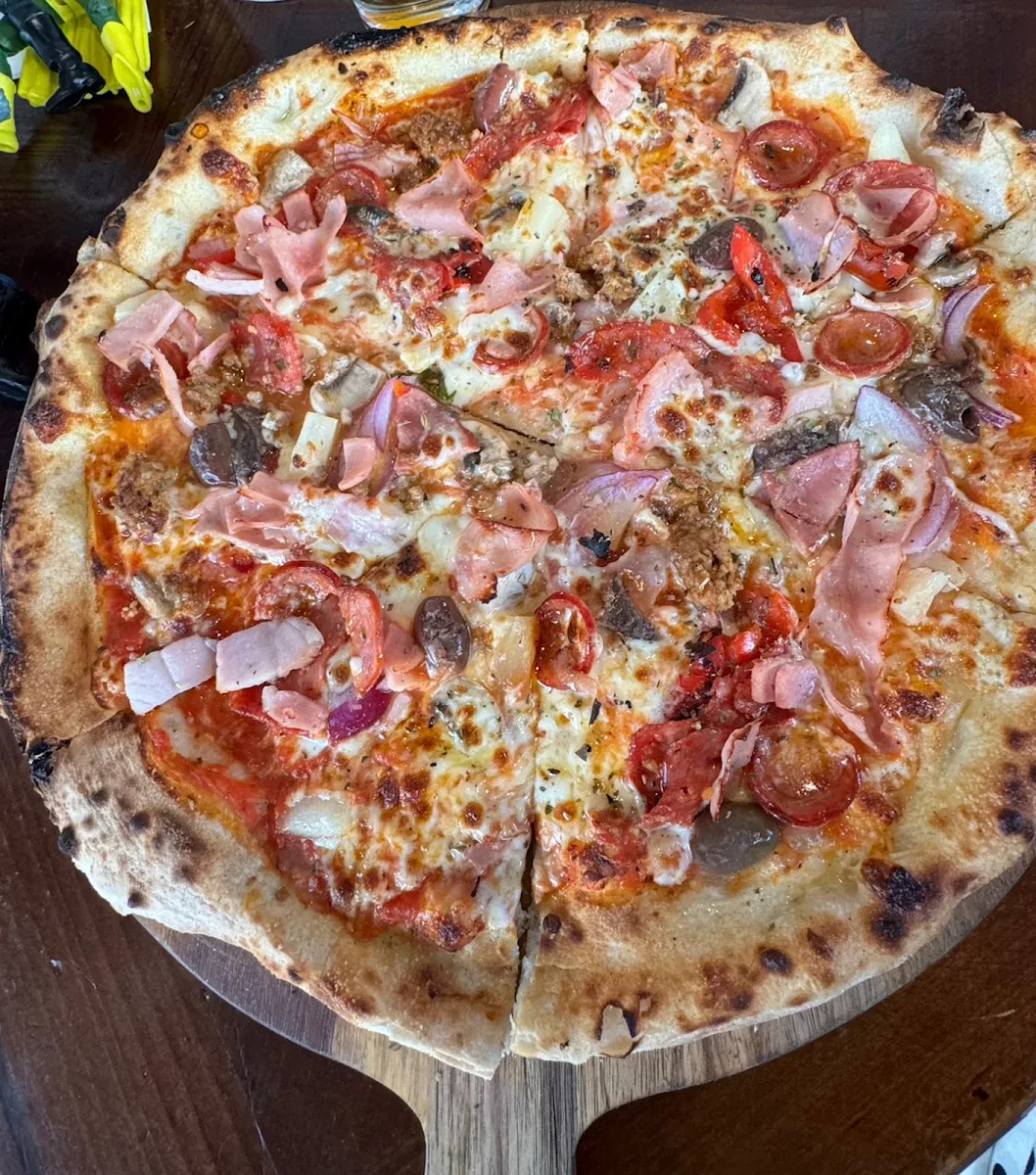Meat Lovers, Criniti's Karrinyup