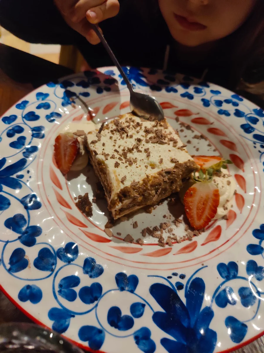 Tiramisu, Criniti's Karrinyup