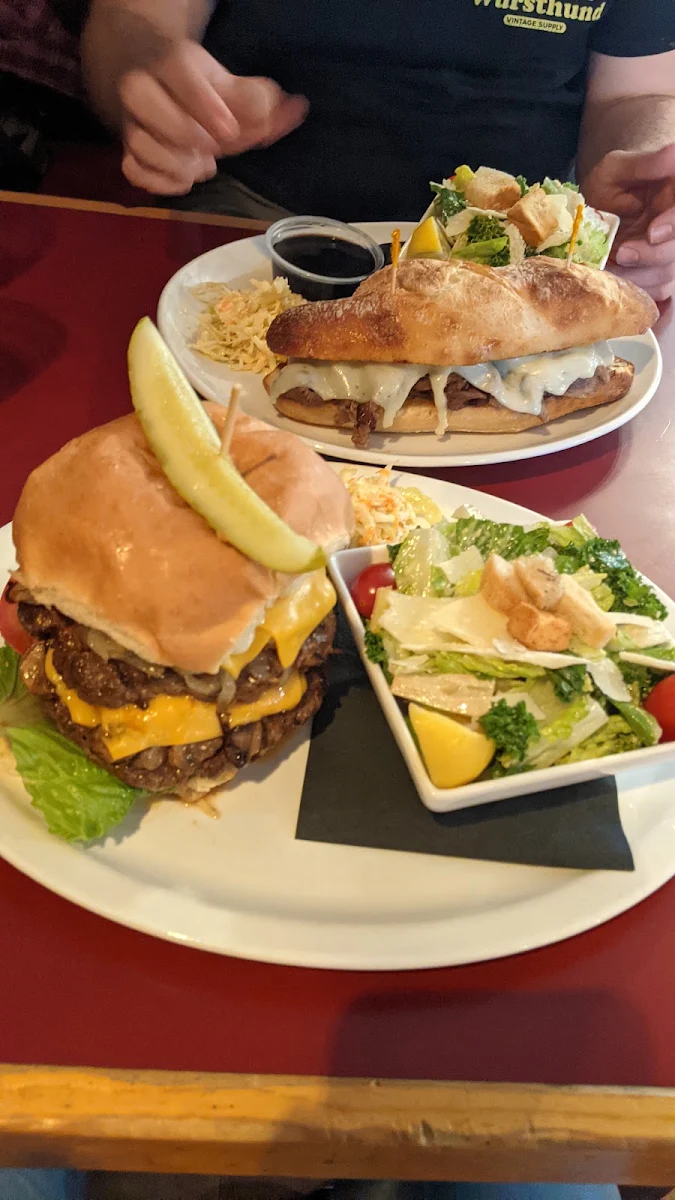 Smash Burger, Rose & Crown Restaurant & Pub